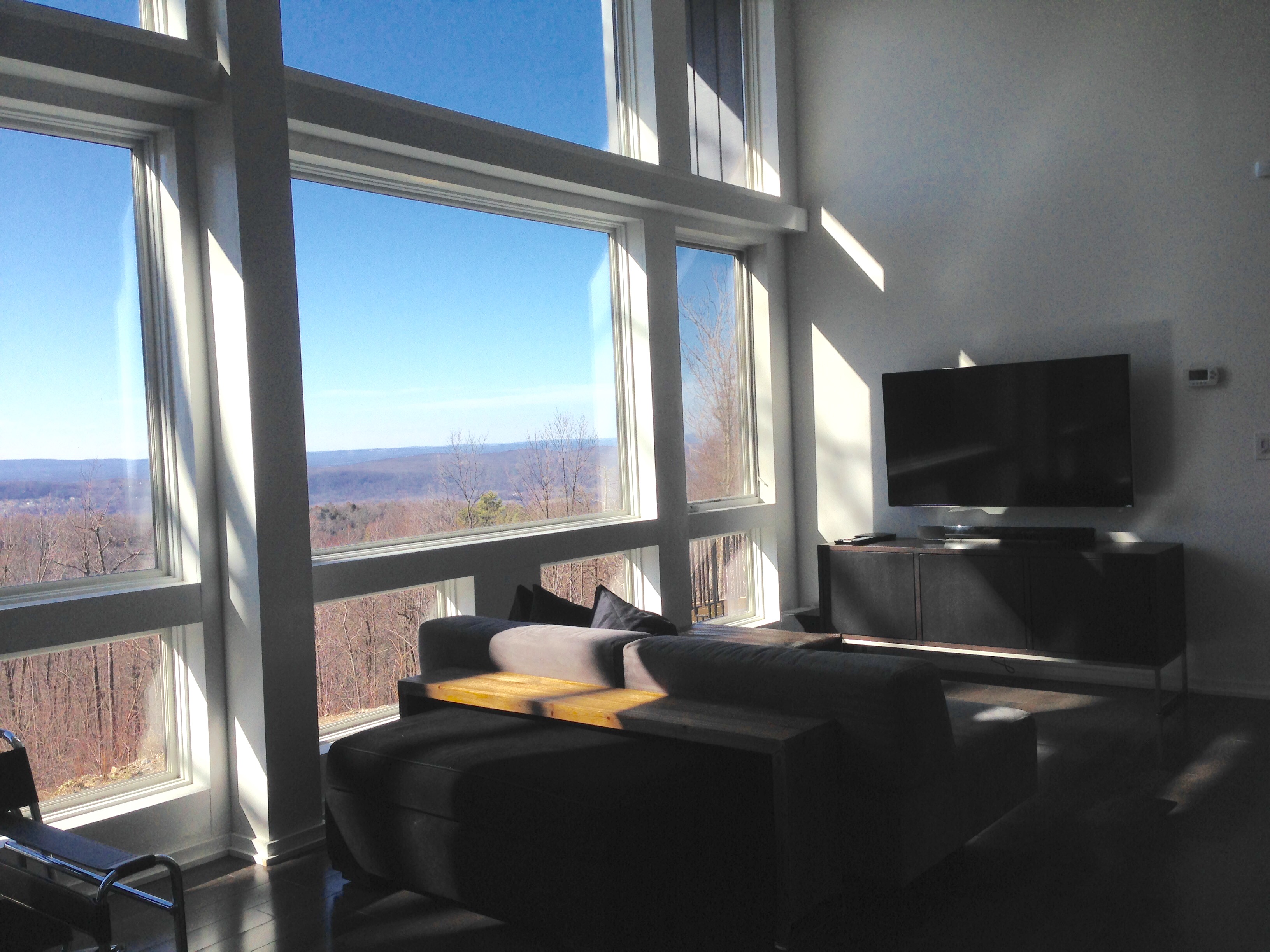 3.5AcresPrivateModernMountainHouse+Spa1 HourNYC Houses for Rent in