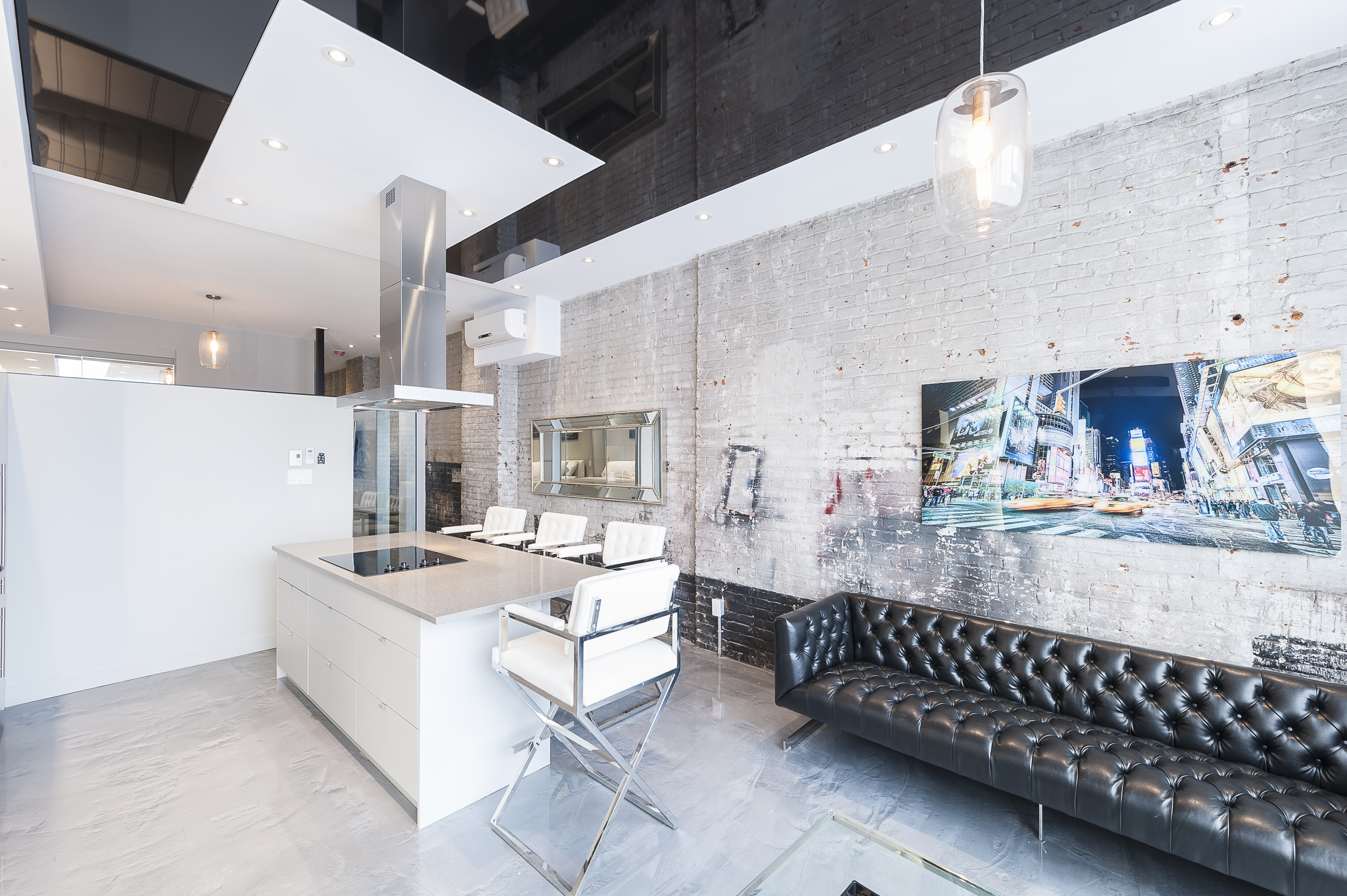 Steps from Saint Denis Street | 1BR Unit