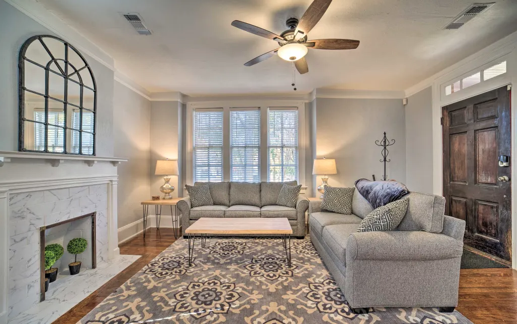 Renovated Historic Bungalow in the Garden District - Houses for Rent in