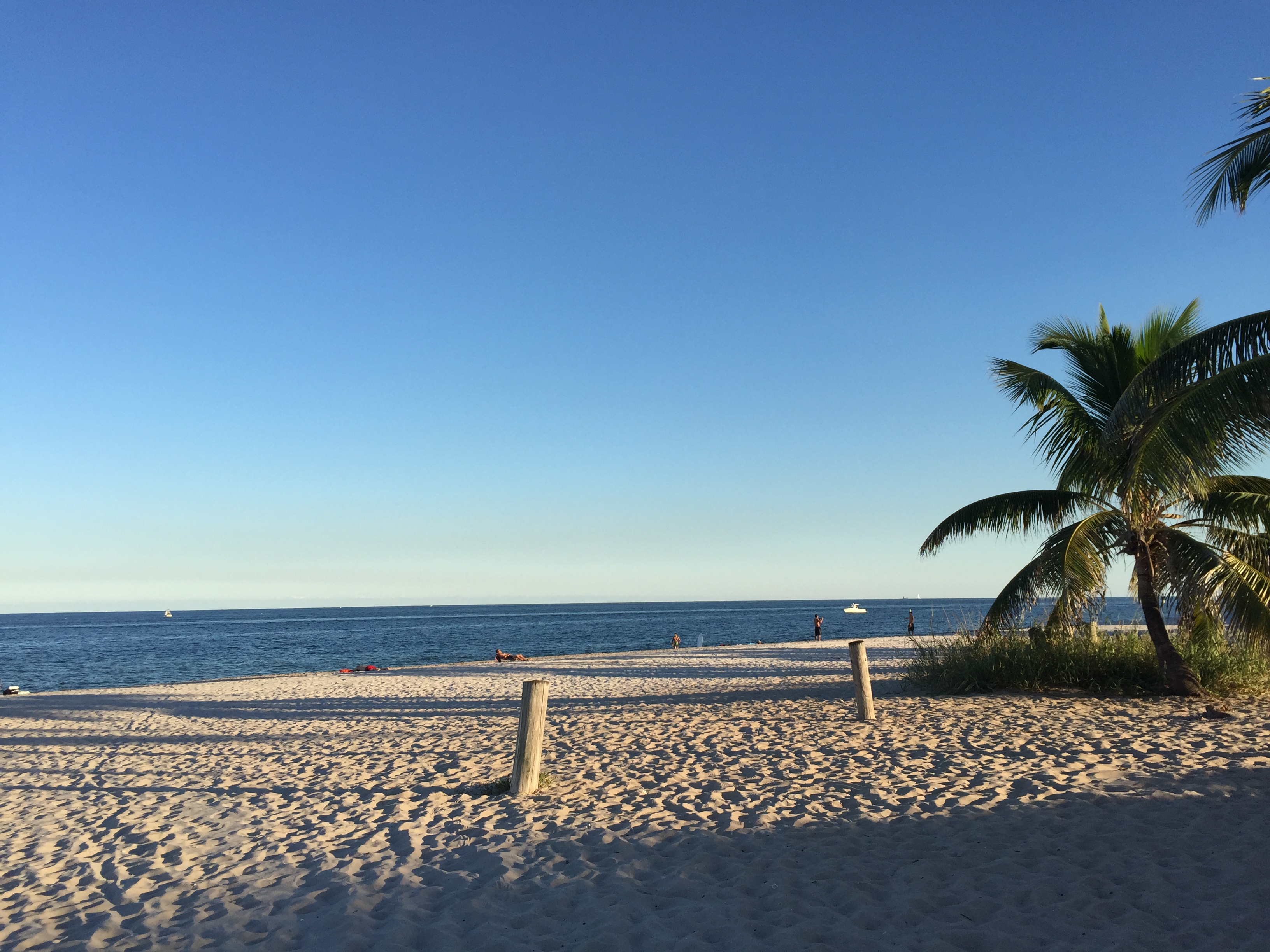 Wow! Beach House Just Steps Away from the Ocean in Pompano Beach, Broward County