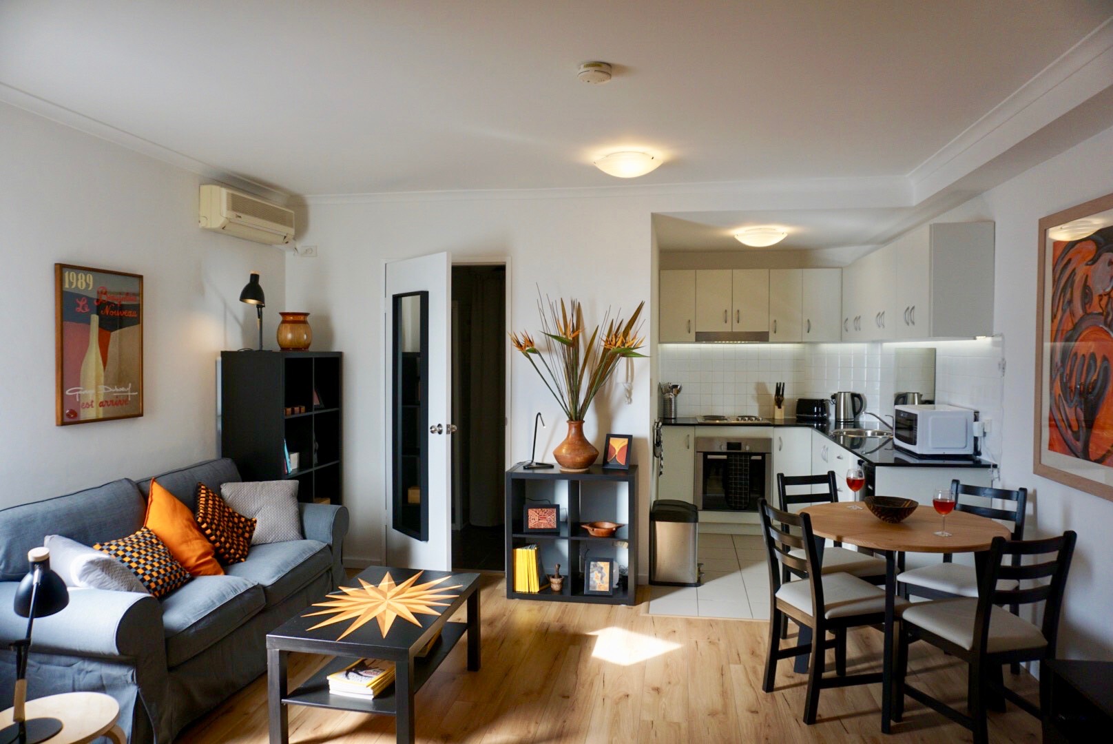 Newtown chic studio apartment