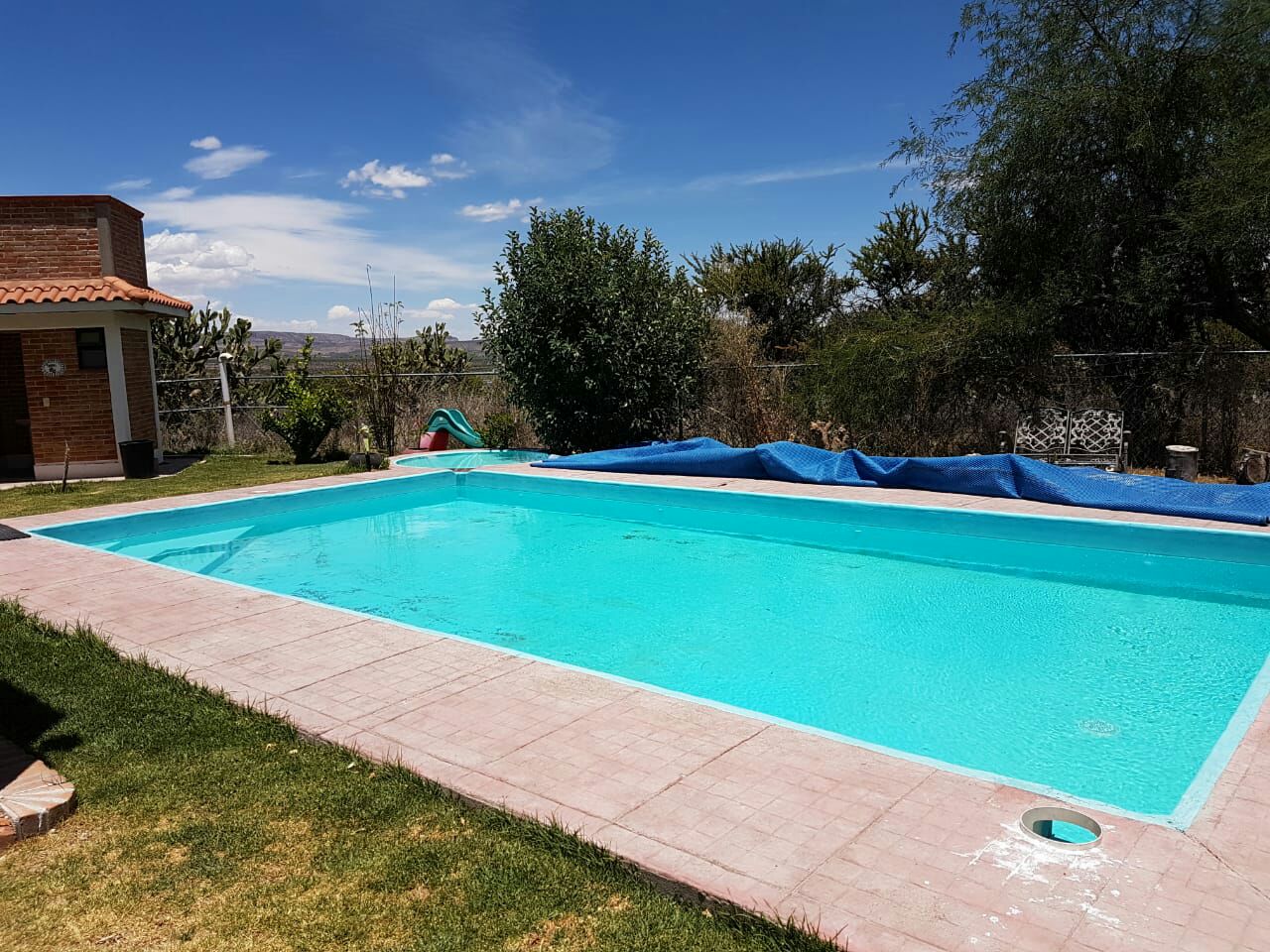 Casa de campo con alberca muy cerca de la ciudad Cabañas en renta en Aguascalientes Casa de campo con alberca muy cerca de la ciudad Cabañas en renta en Aguascalientes