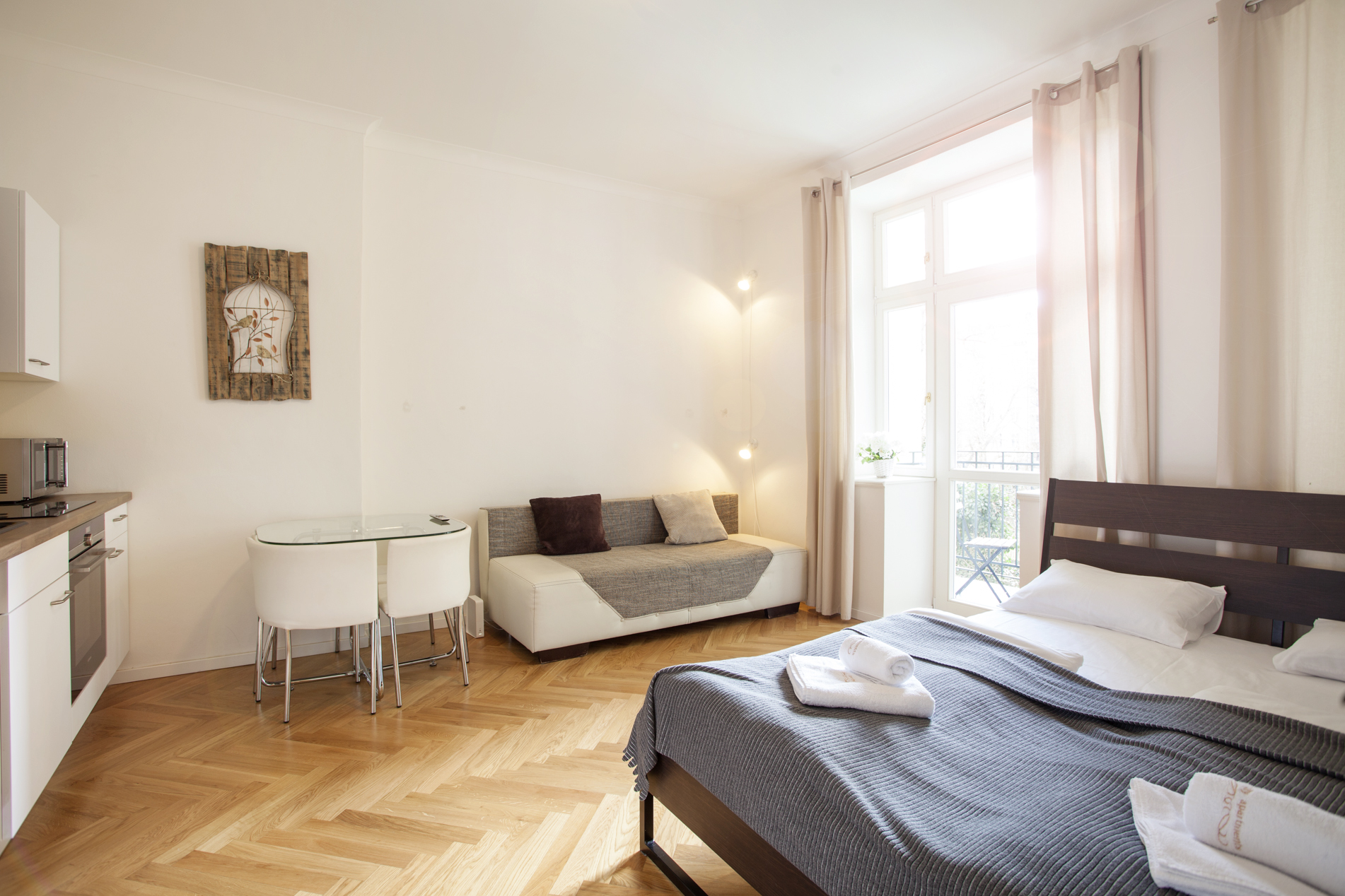 Friendly apartments in Prague + Balcony #212