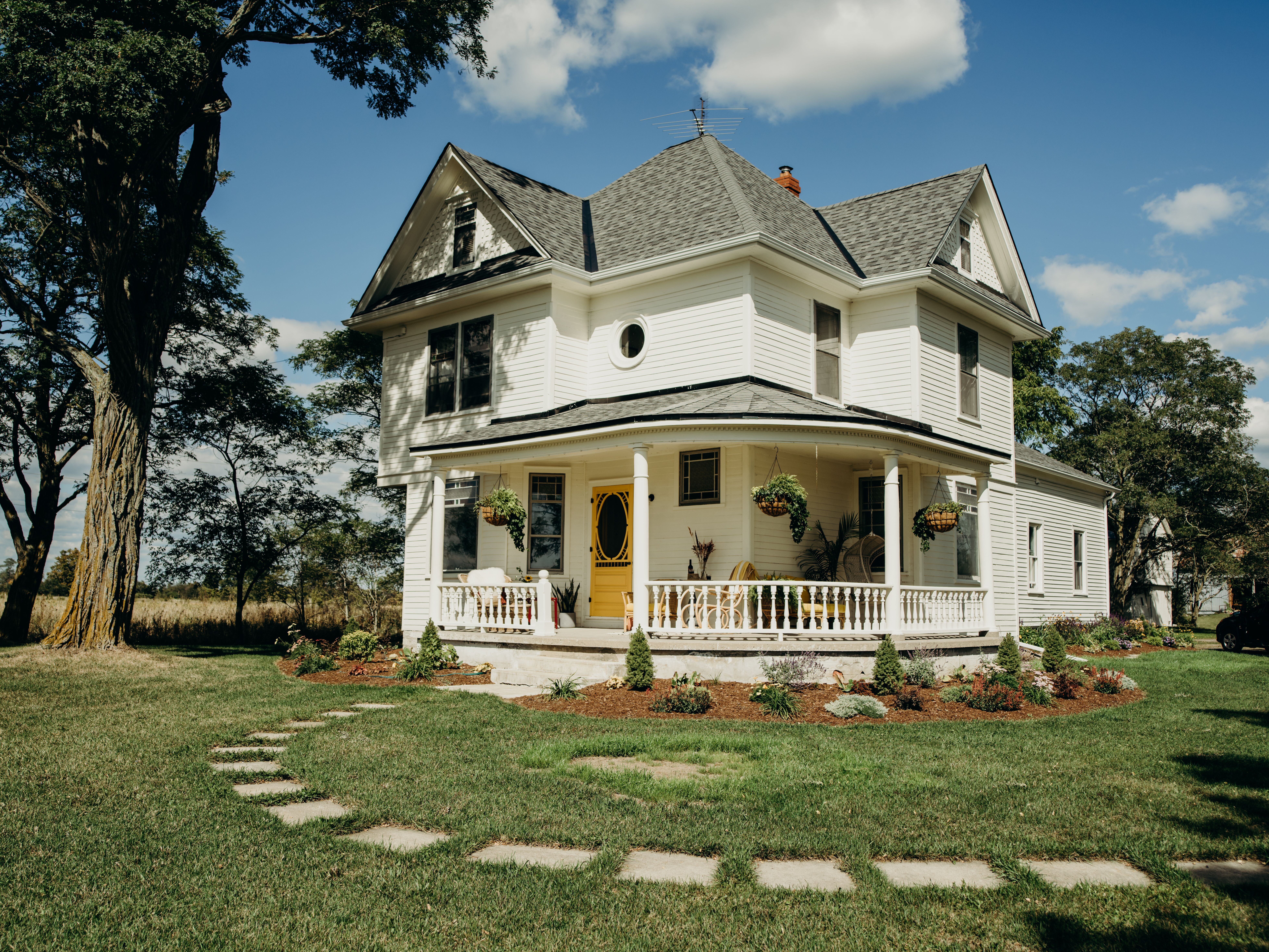 The Brighthouse Farm On 100 Acres In Hillier Houses For Rent In Prince Edward Ontario Canada