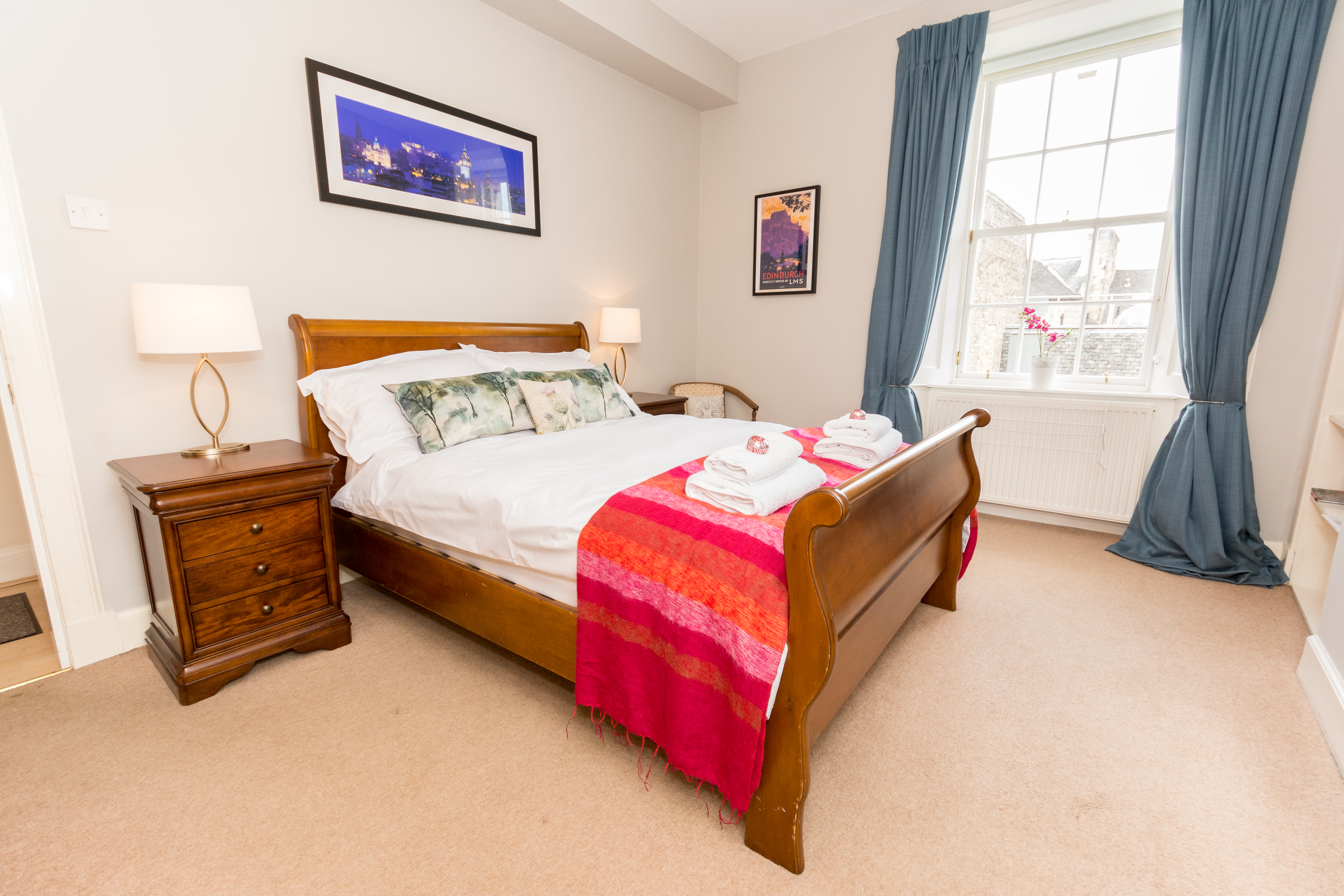 Luxury Thistle St New Town Apartment in New Town West, Edinburgh
