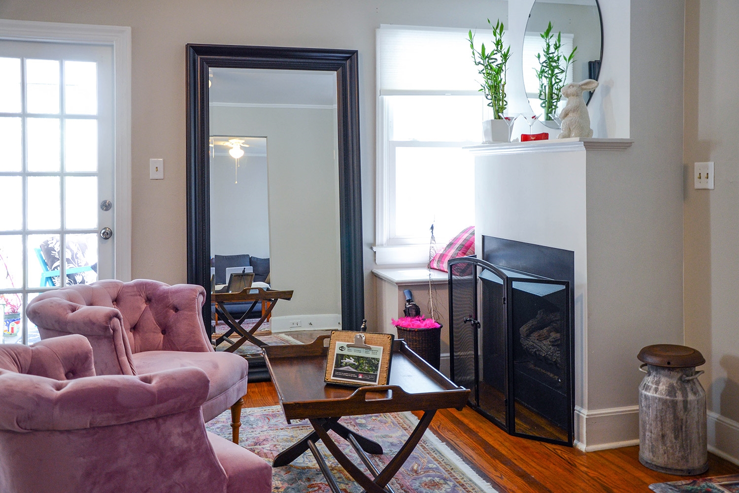 Uptown White Rabbit Cottage Near Ft Jackson & USC