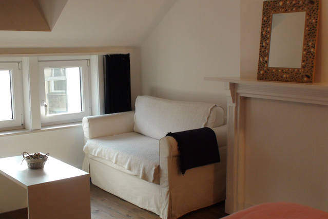 comfortable charming studio near StPieters station in Stationsbuurt Noord, Ghent