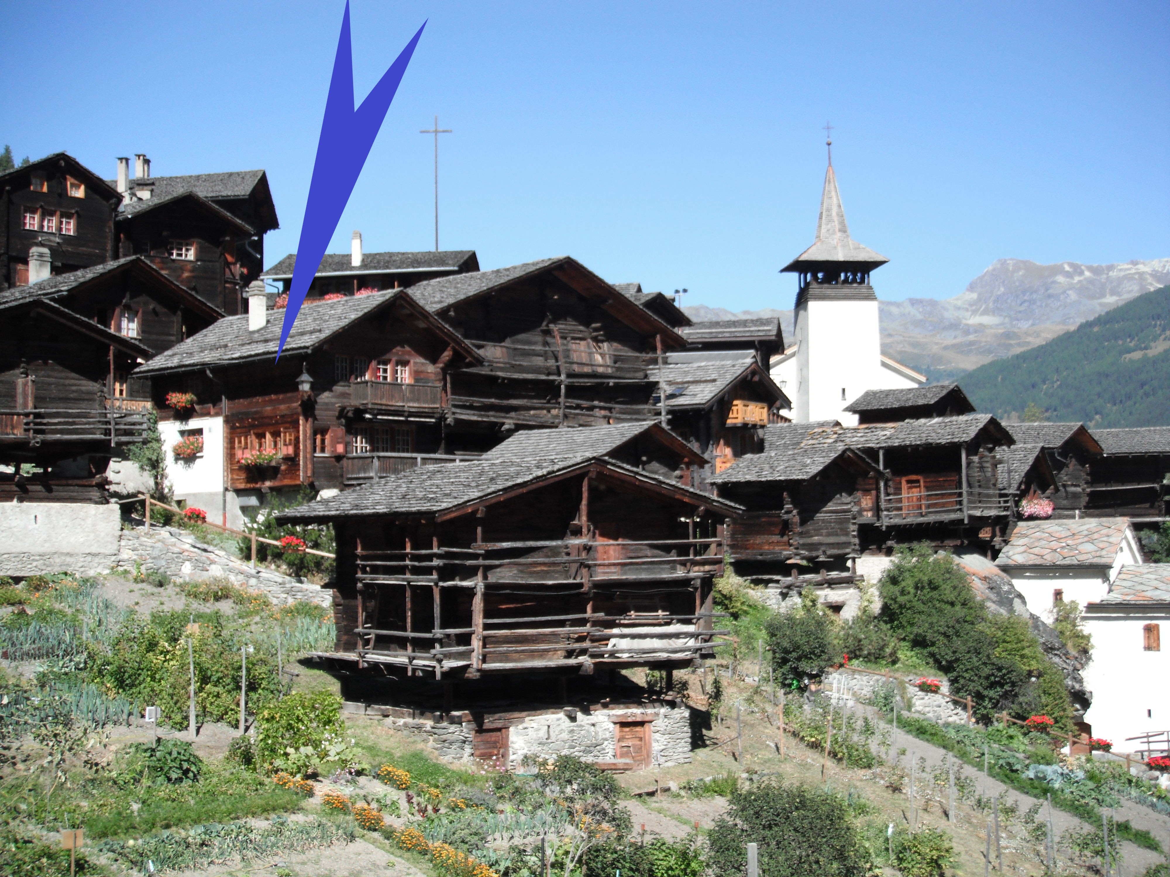 Chalet Birgulla in the heart of the old village