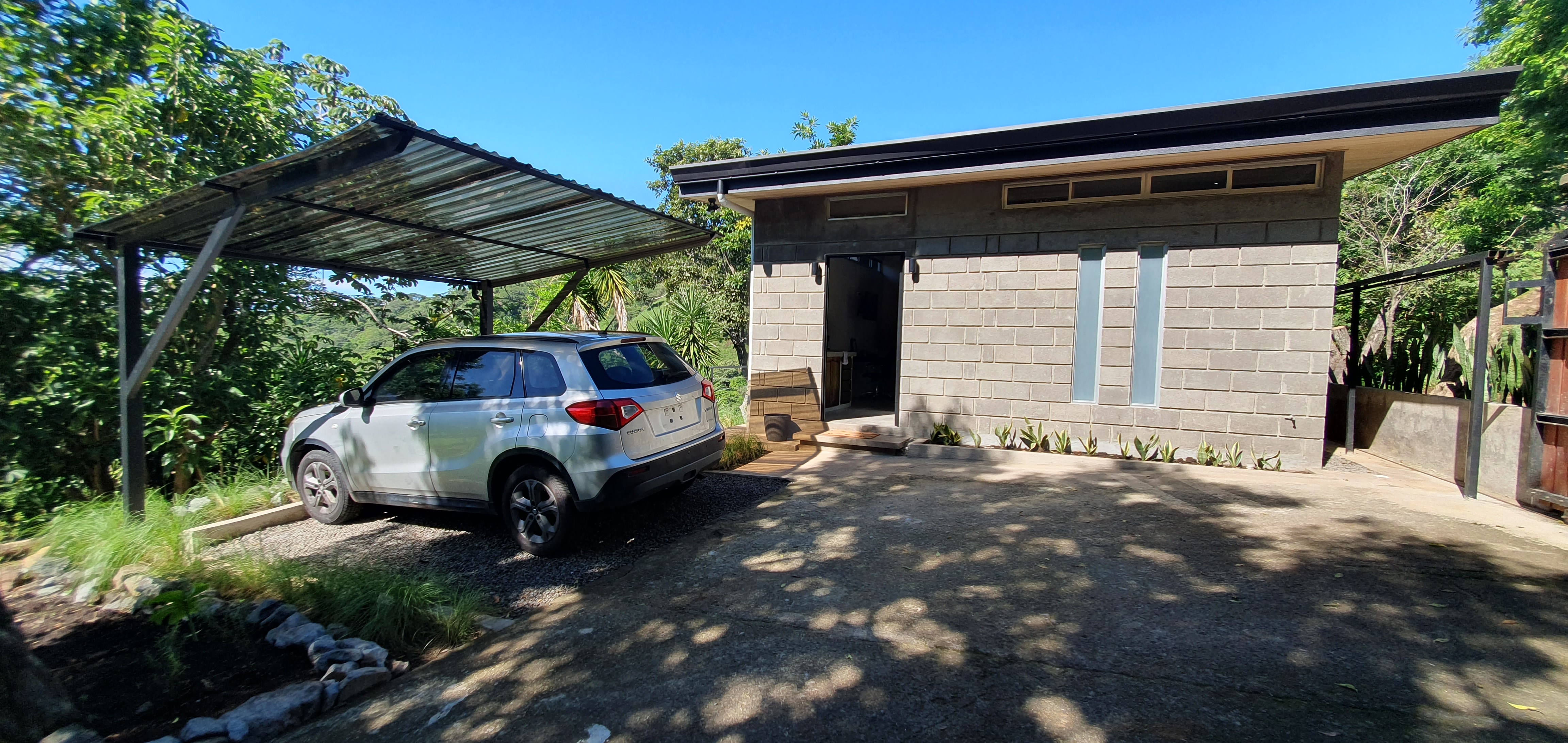 Casa Vainilla in Athens -wifi-parking - no smoking