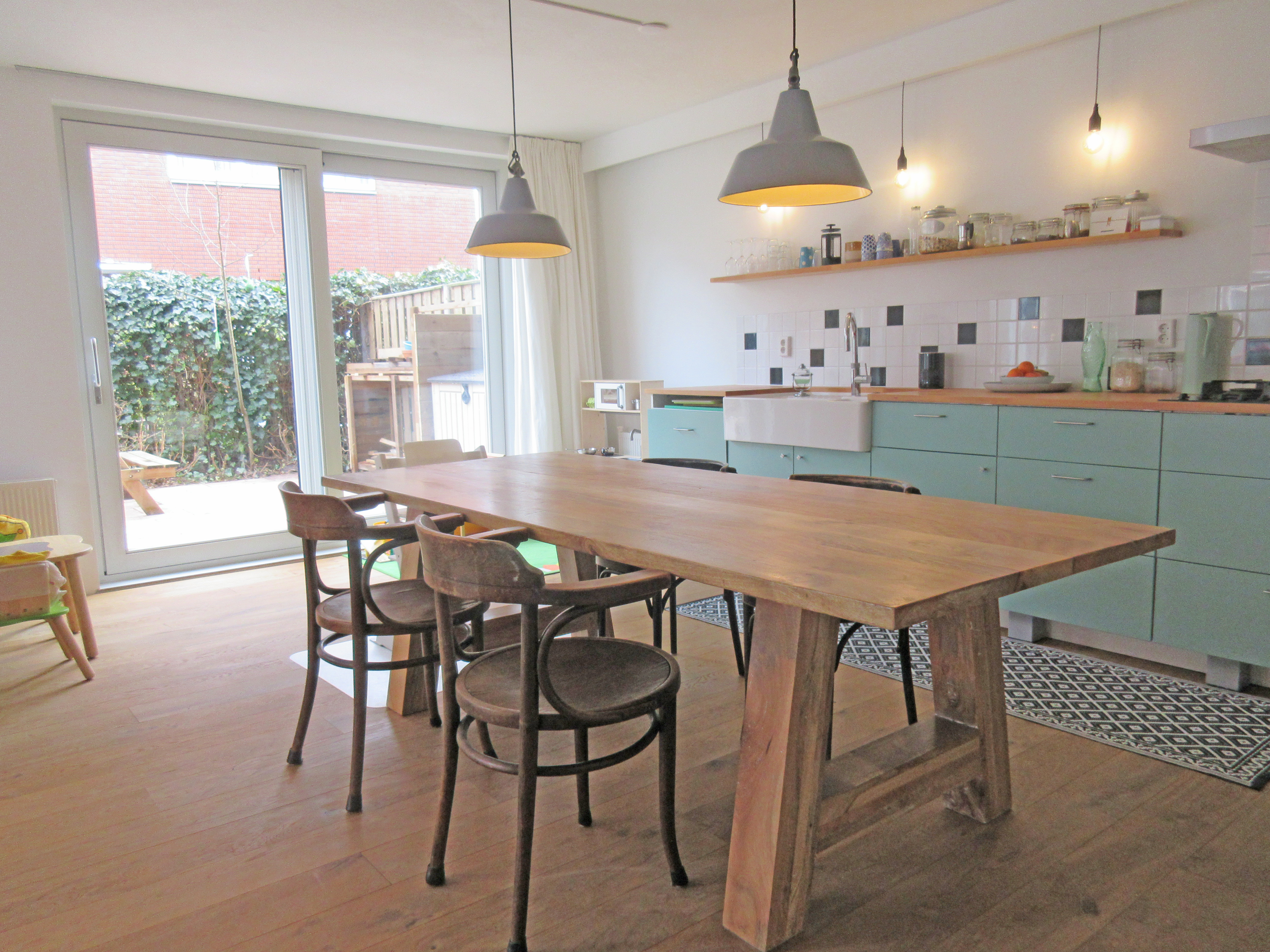 Family house at hotspot NDSM with 2 free parking — Amsterdam stay
