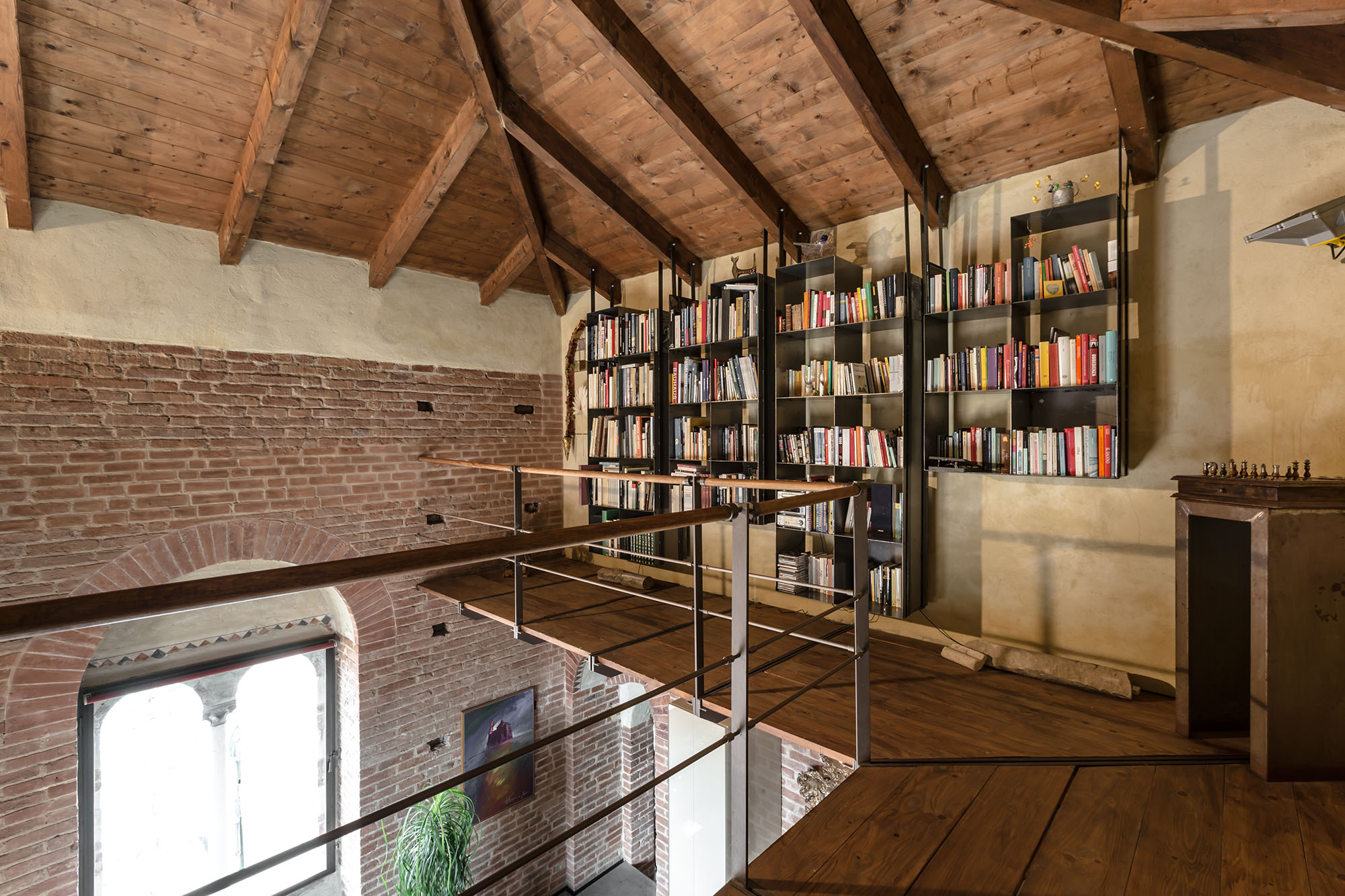 Peace in the Tower...and yoga studio annex Airbnb