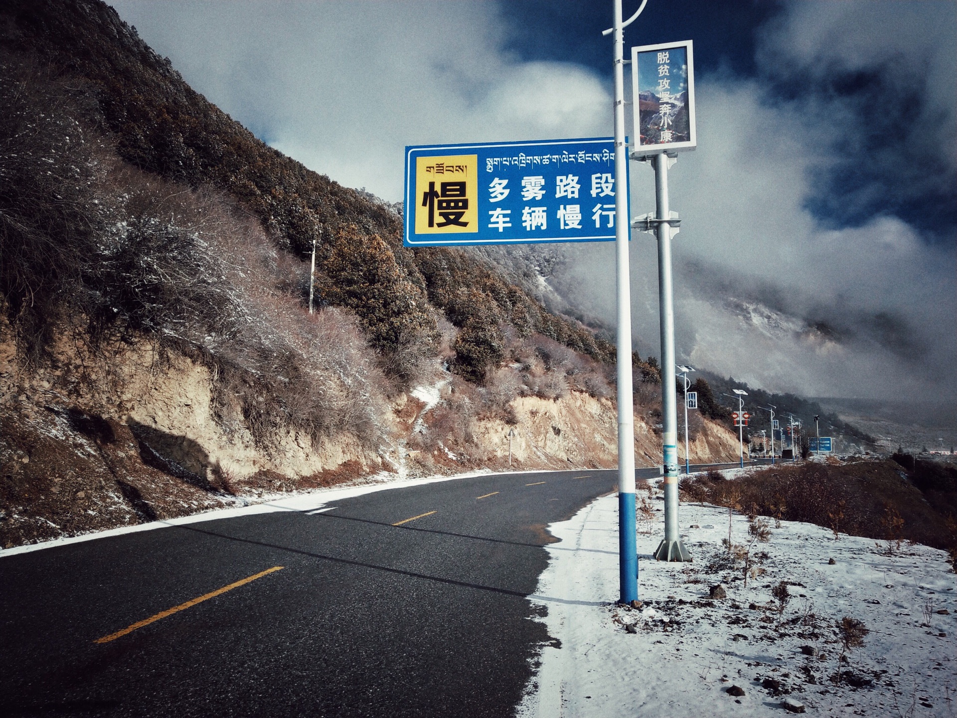 星河滚烫 你是人间理想 皓月清凉 你是人间曙光 人海冷漠 你是人间炽热 万事浮沉 你是人间琳琅 Casas En Alquiler En Lijiang Yunnan China 星河滚烫 你是人间理想 皓月清凉 你是人间曙光 人海冷漠 你是人间炽热 万事浮沉 你是人间琳琅 Casas En Alquiler En Lijiang Yunnan China