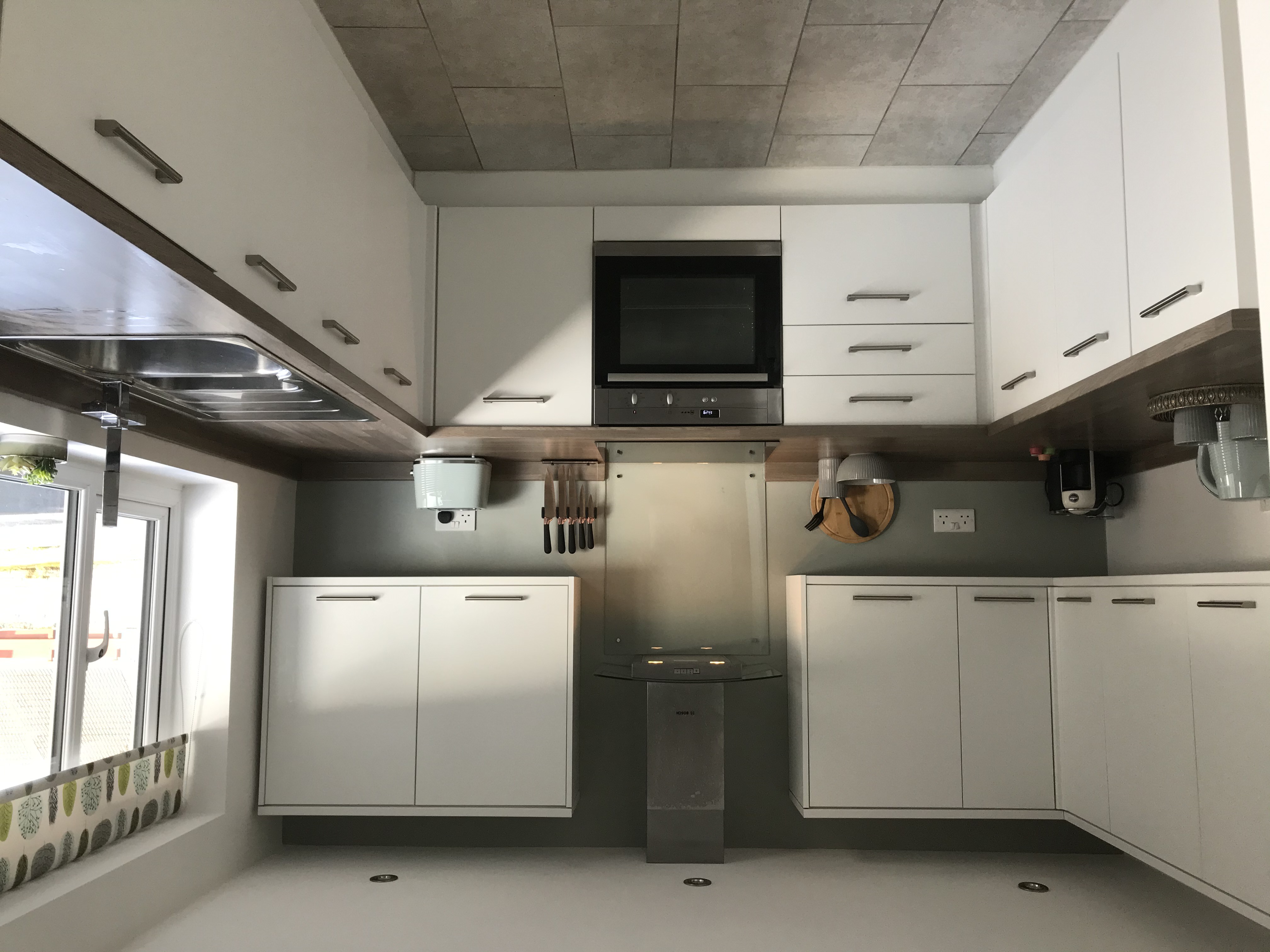 Beautiful entire apartment for two - with parking