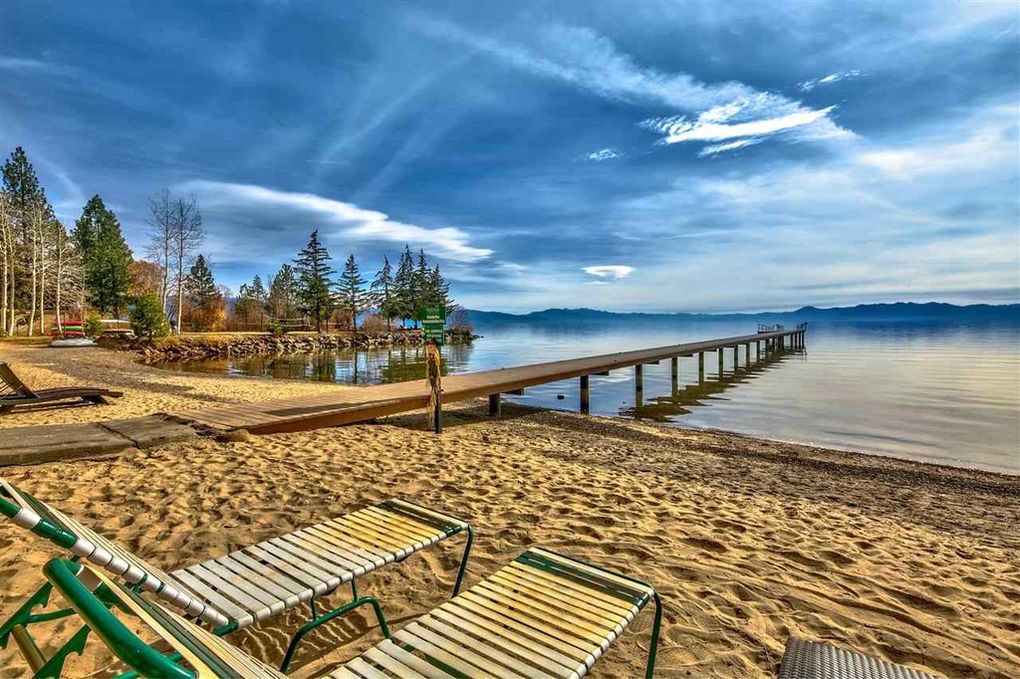 Tahoe Vista Studio with Beach, Great Location Condominiums for Rent