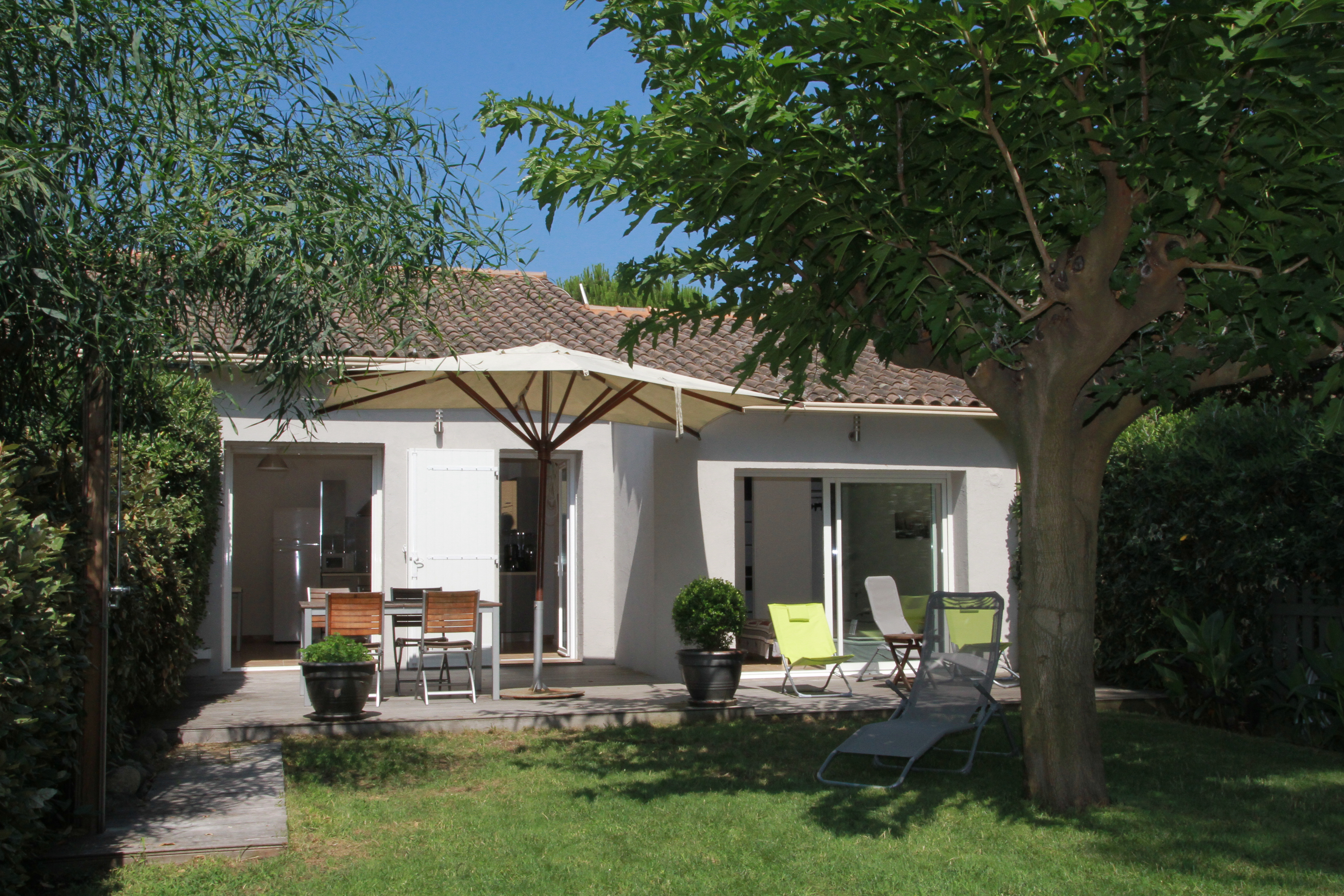 Apartment close to the sea