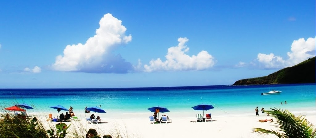 Culebra Beach Villa#5 On Exclusive Flamenco Beach.