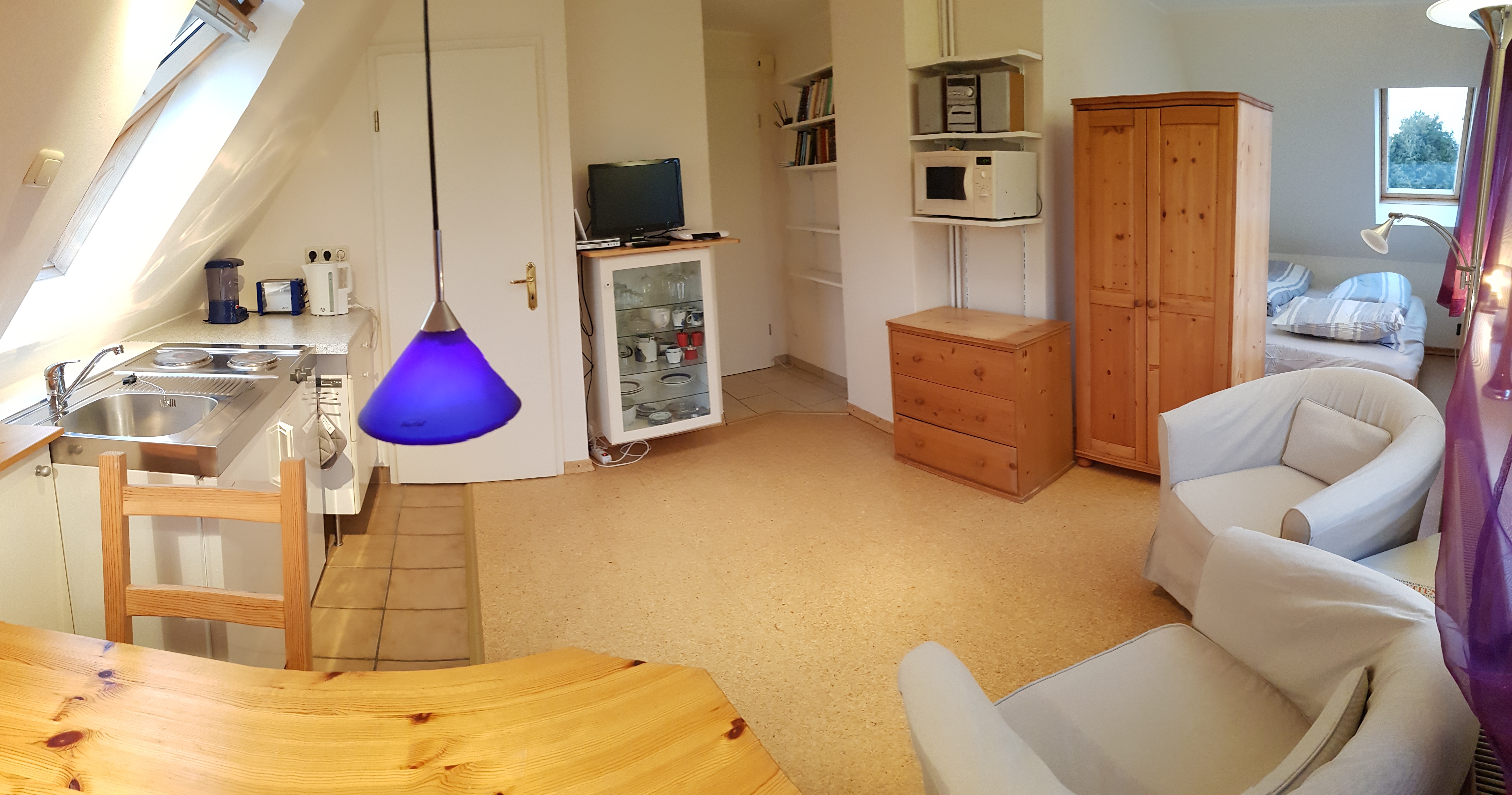 Bright apartment near seal station