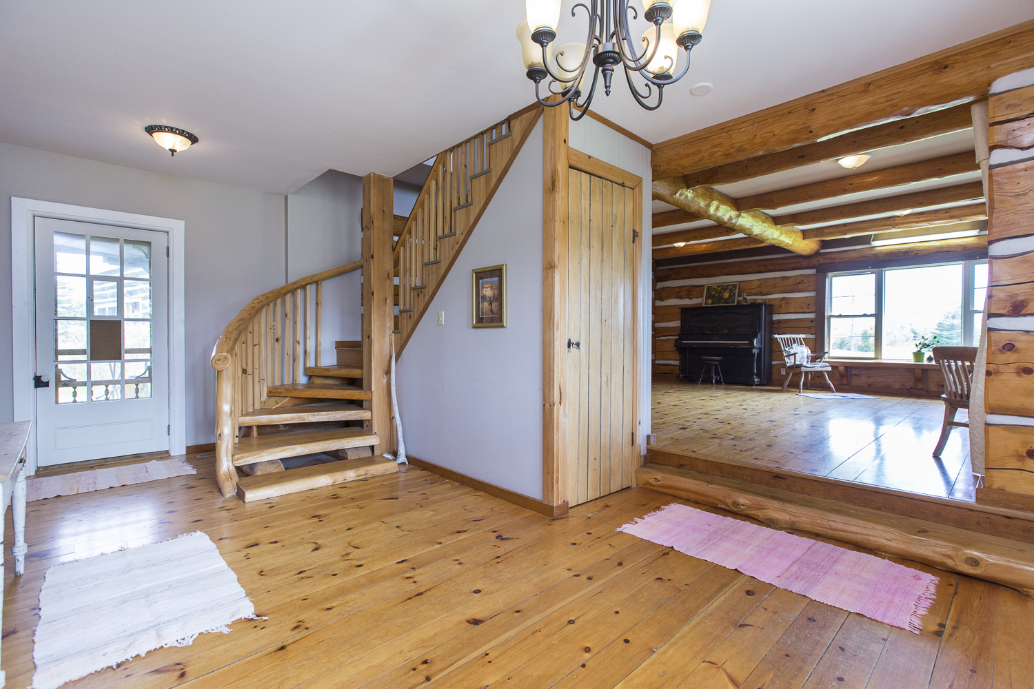 Large Lanark Country Retreat with swimming pond Farm stays for Rent