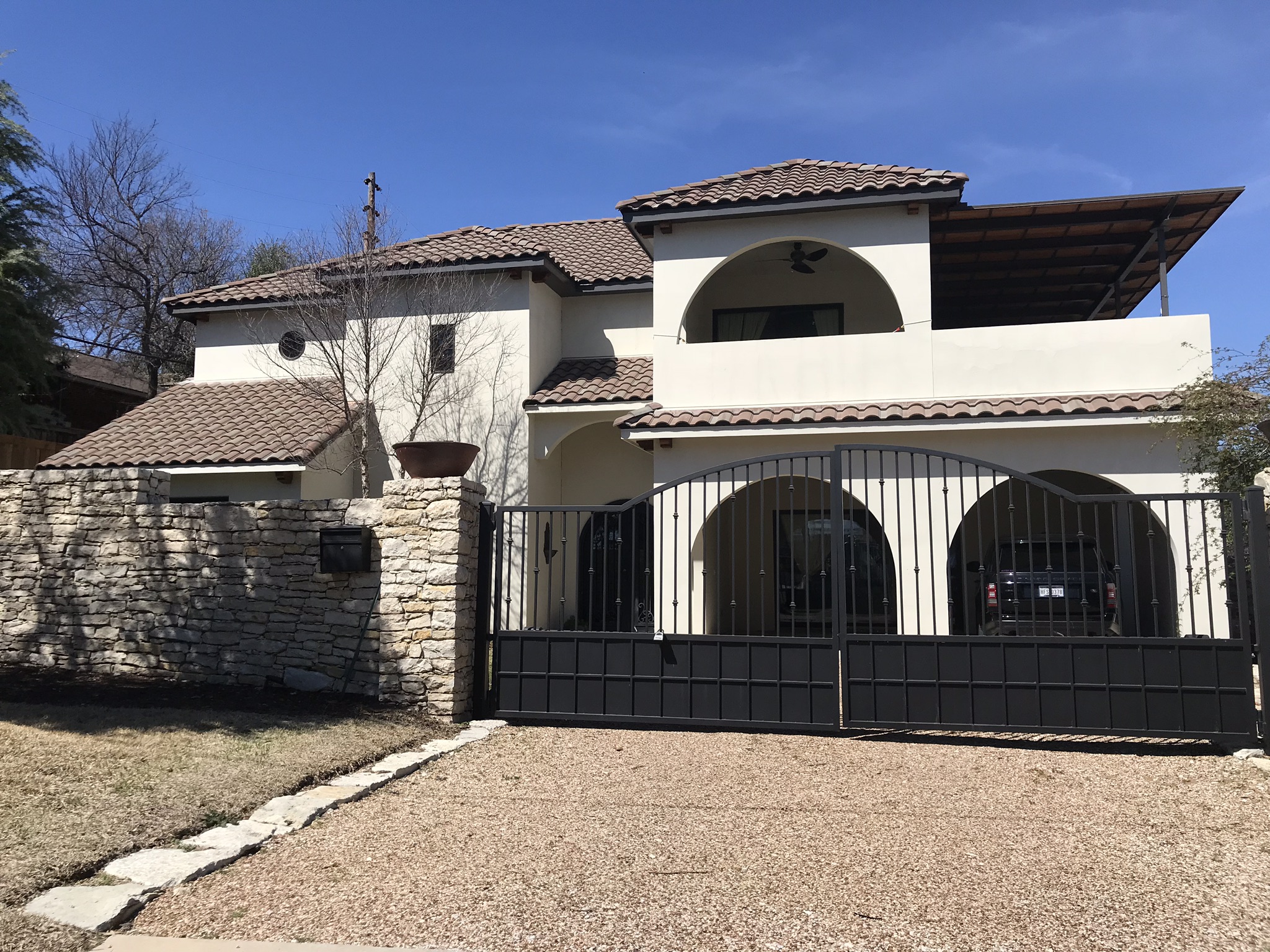 Villa Bellaire in District 3, Fort Worth