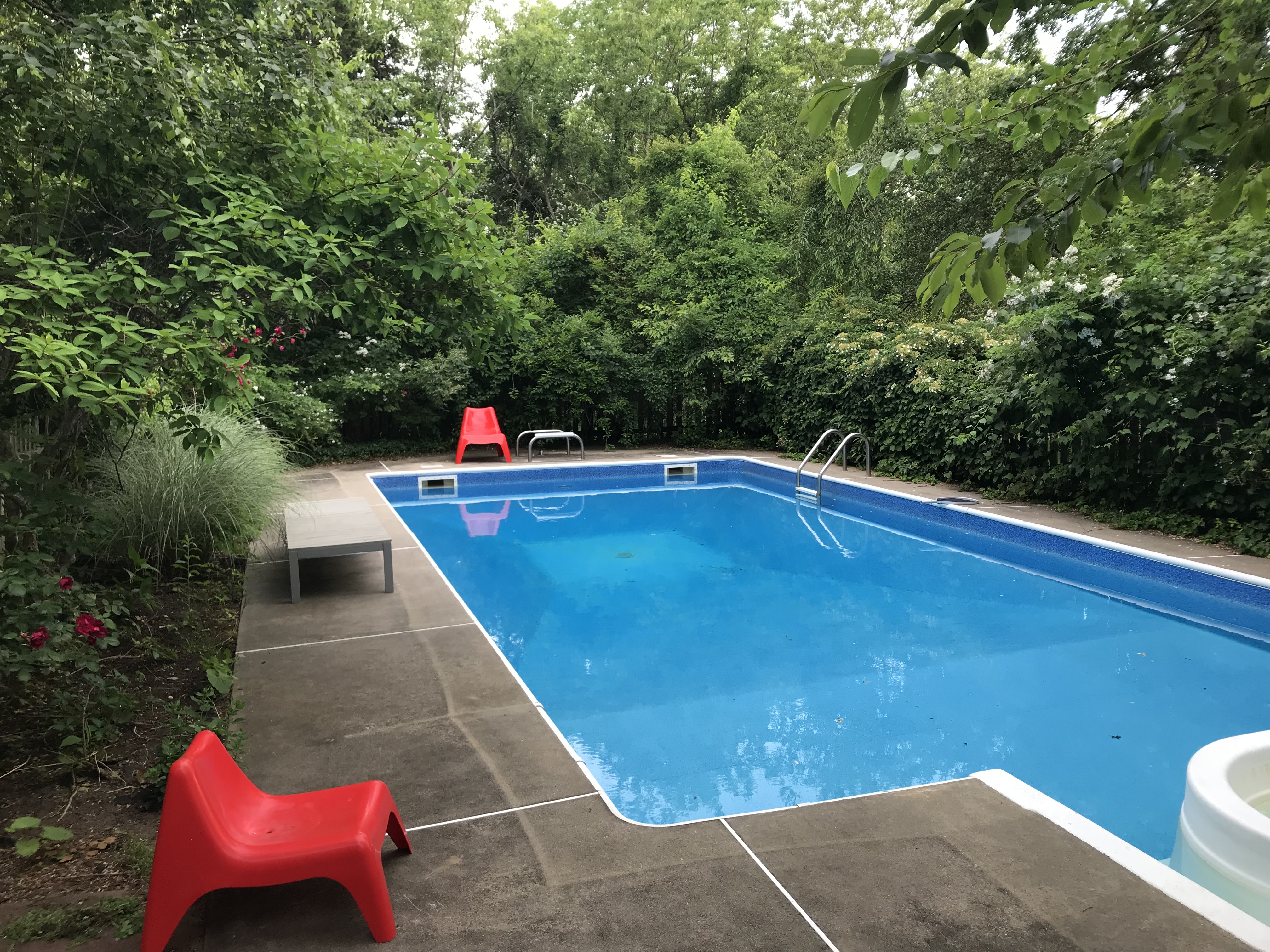 SHELTER ISLAND House w Pool peaceful 2+ acres