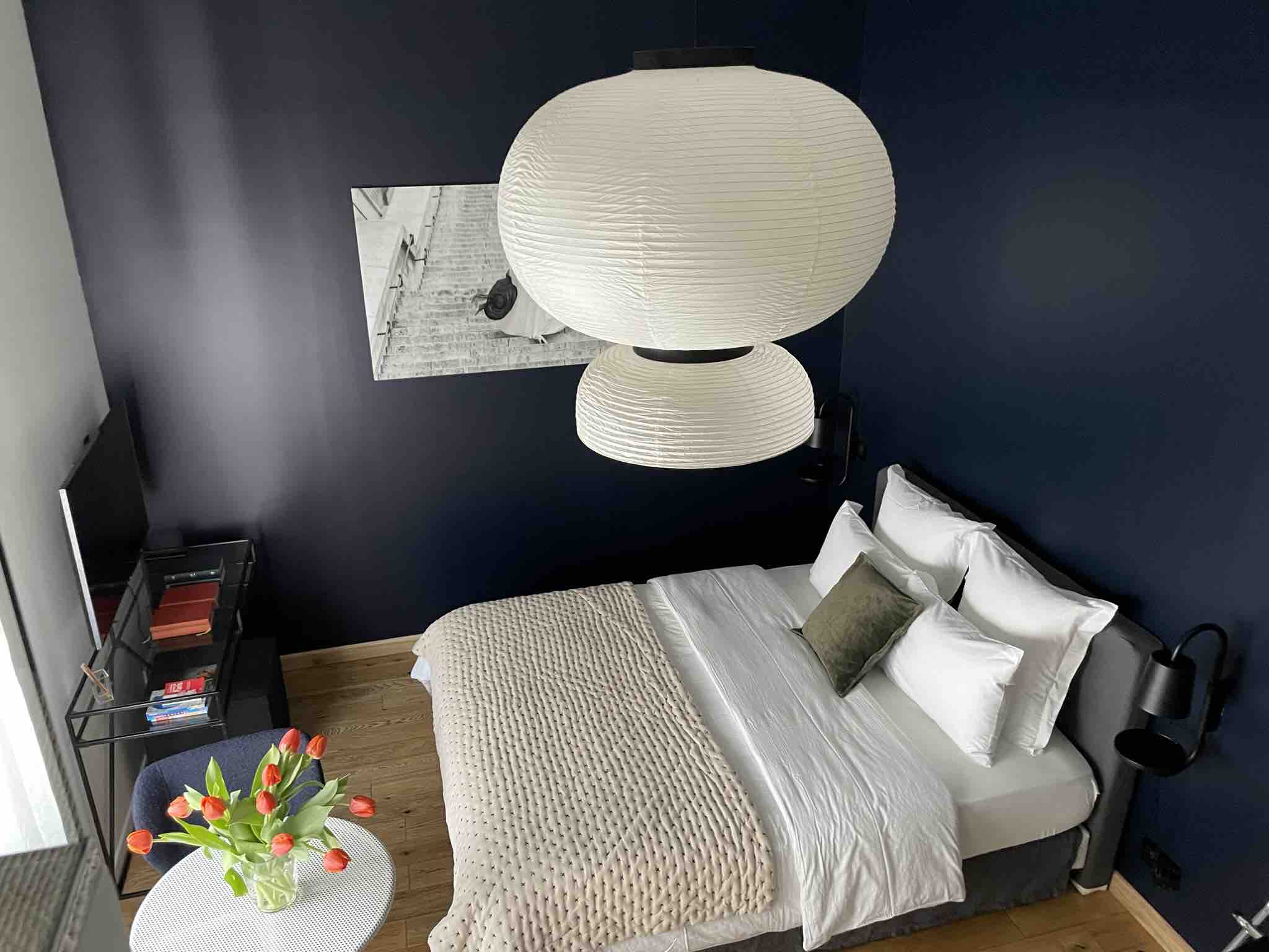 Theatrical studio in Haut Marais