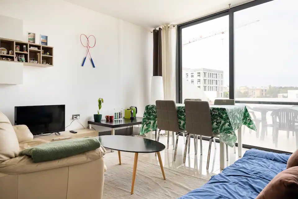 Entire studio flat, cozy, easy transport
