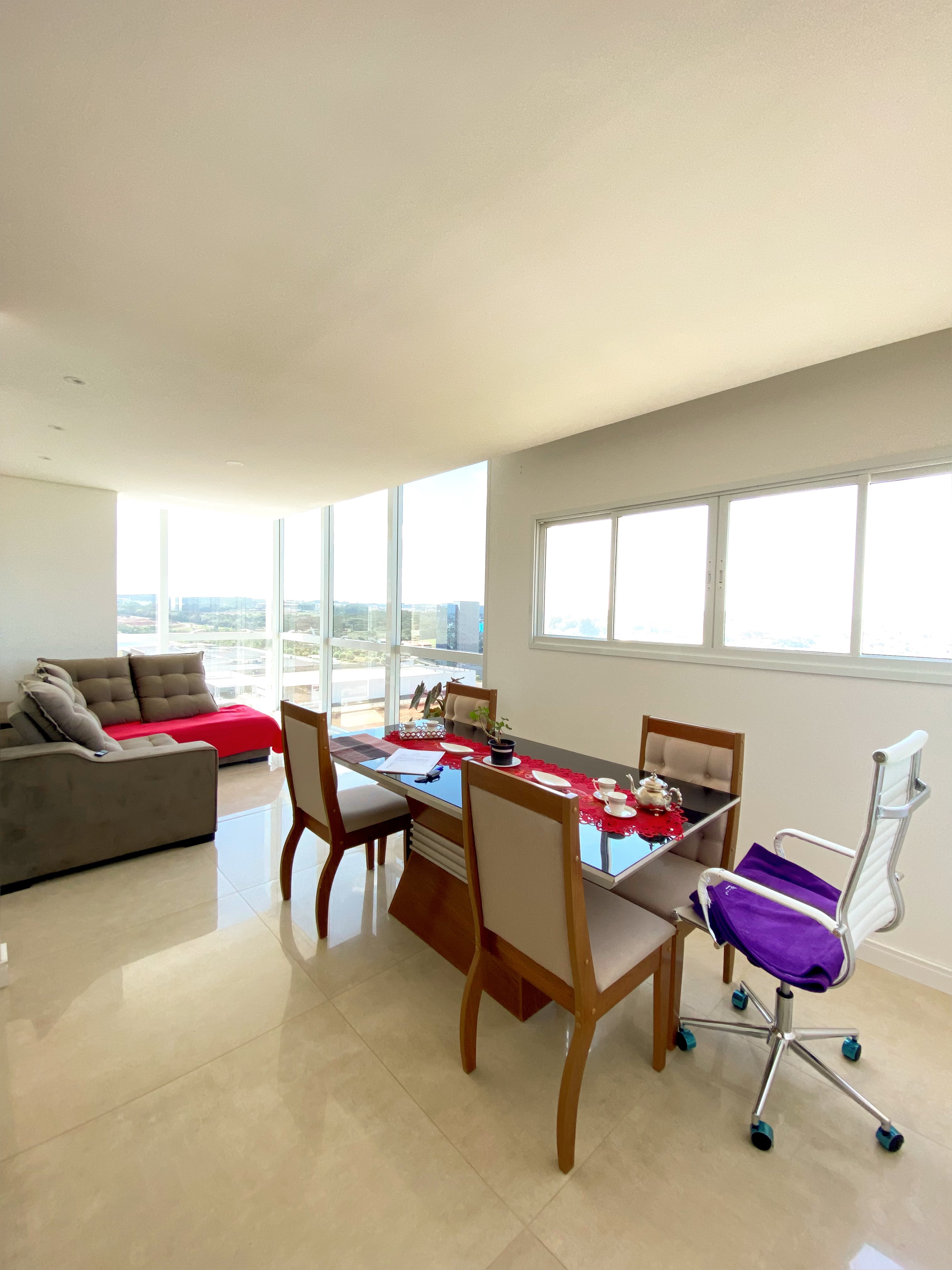 Apartment in front of the mall!