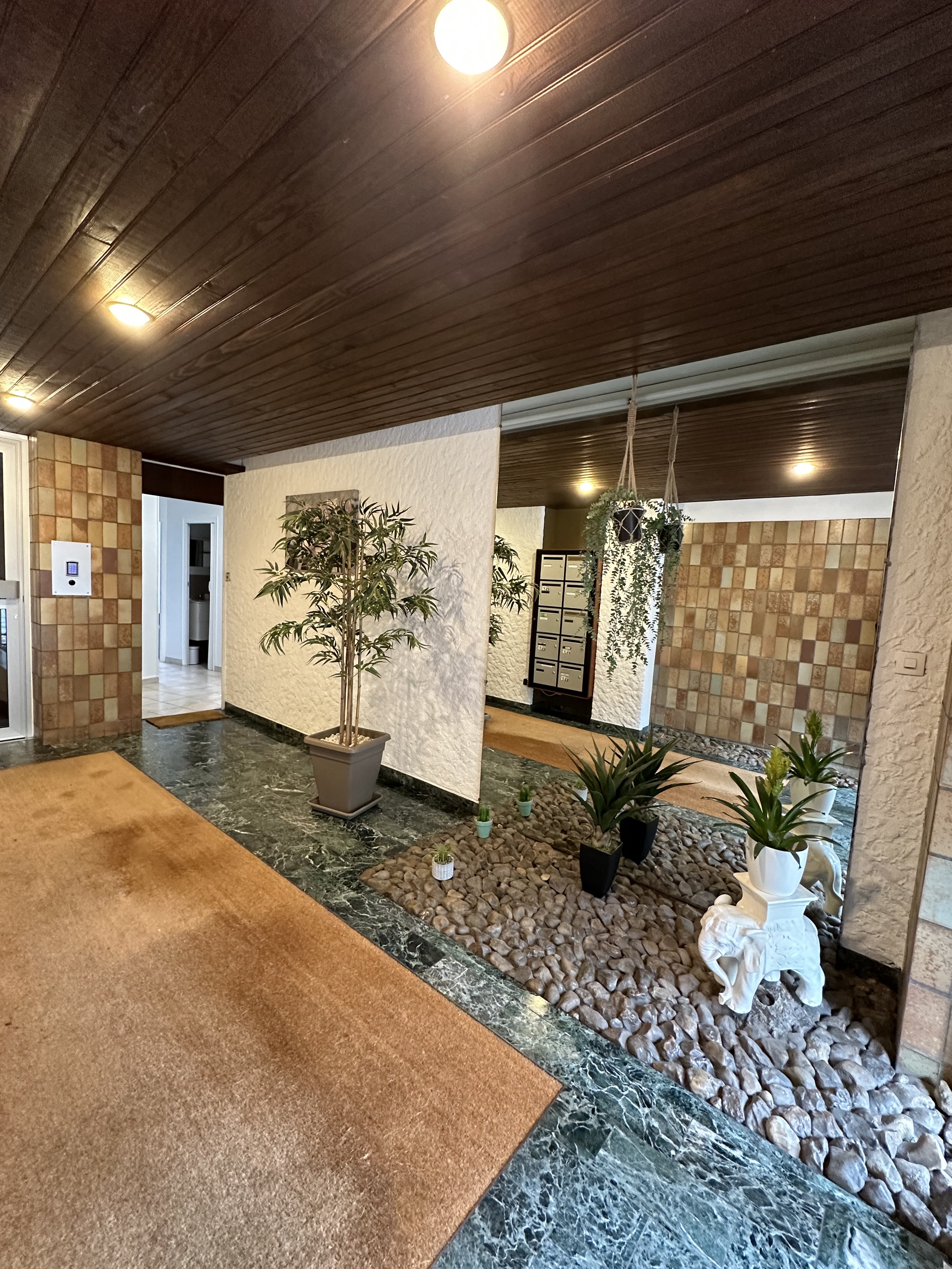 Rent apartment