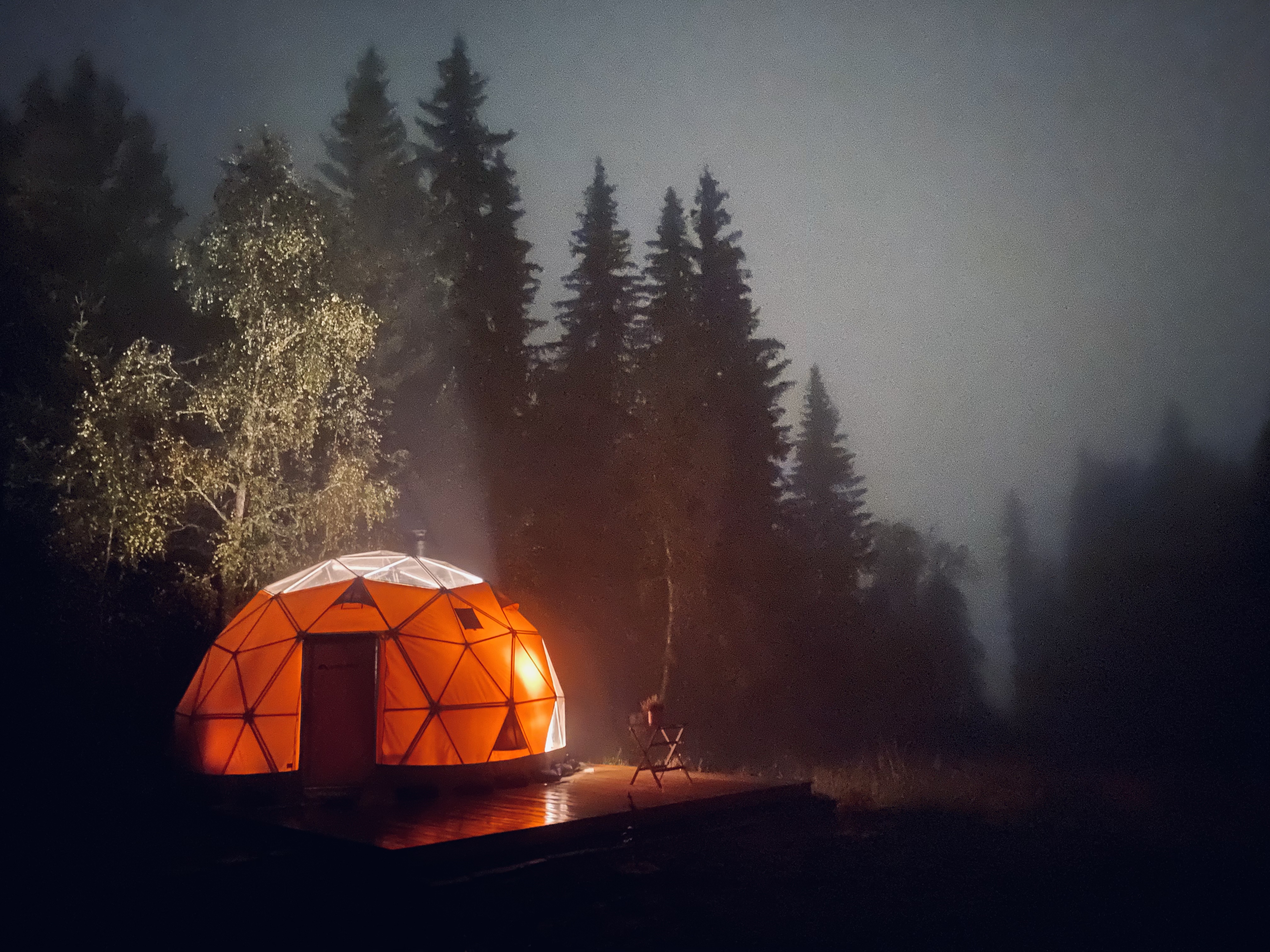Dome glamping (heated) in peaceful surroundings