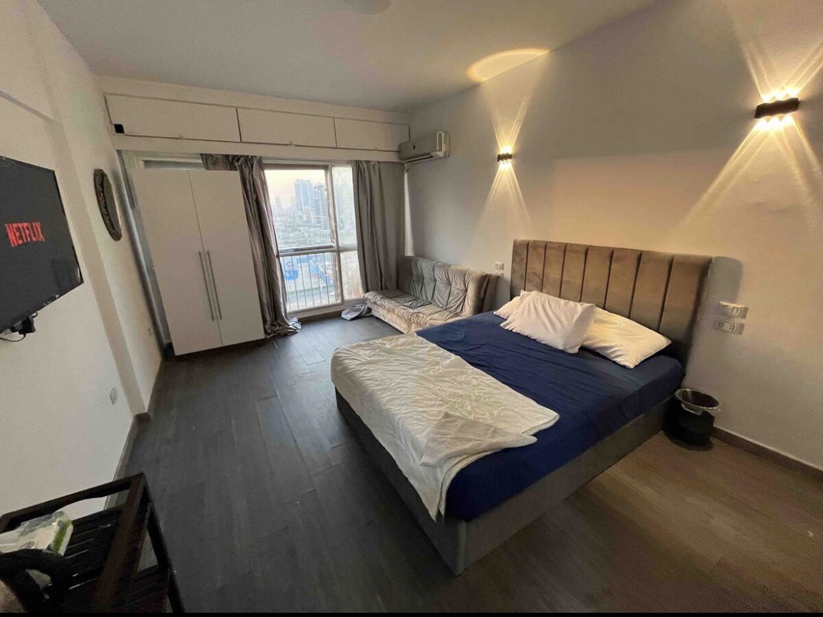 Appartment overlooking Cairo