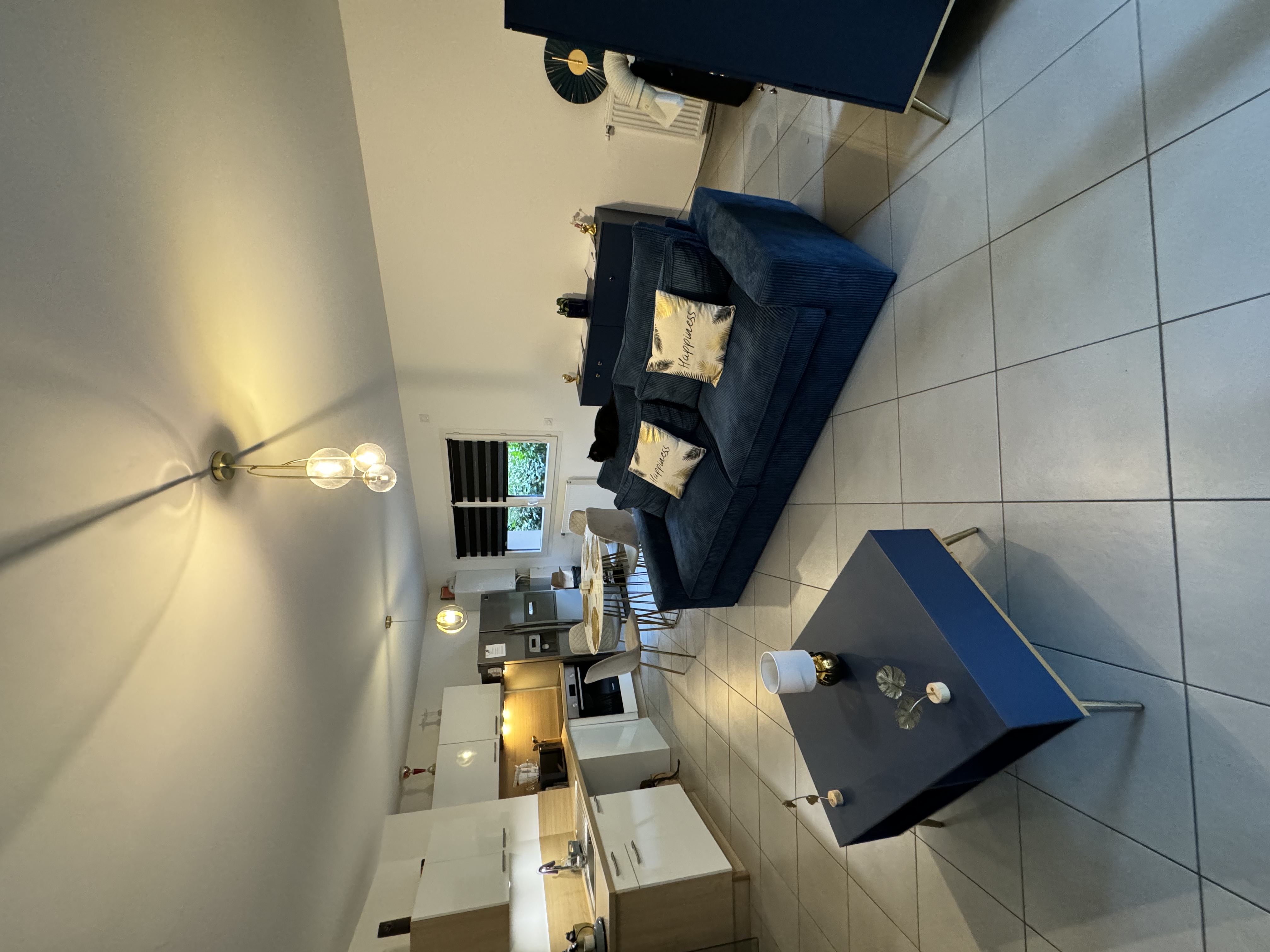 2 bedroom apartment with garden