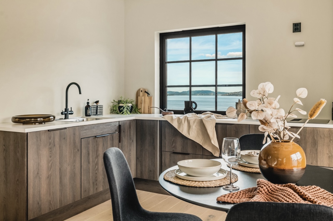 Modern downtown apartment