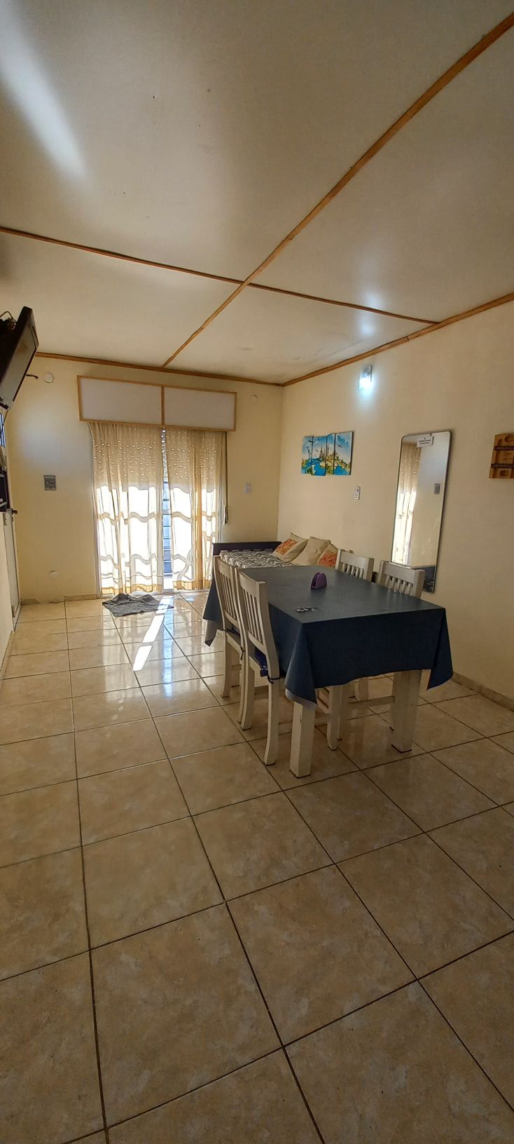 Apartment upstairs CA