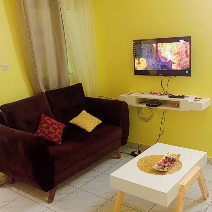 chic furniture studio