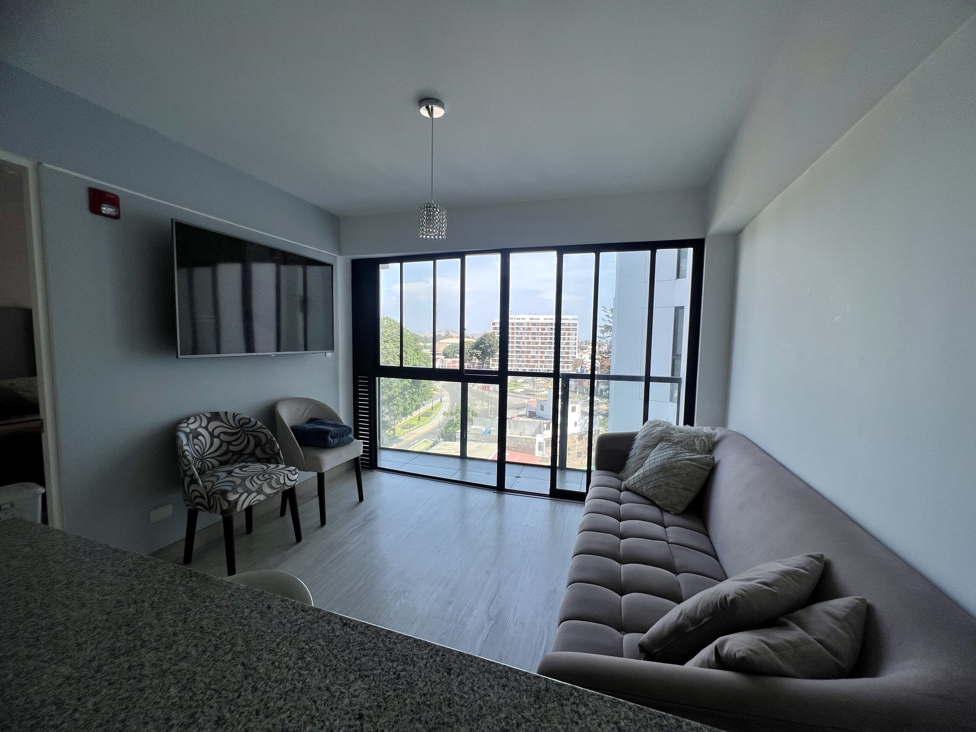 Apt with balcony gym near Barranco playa Malecón