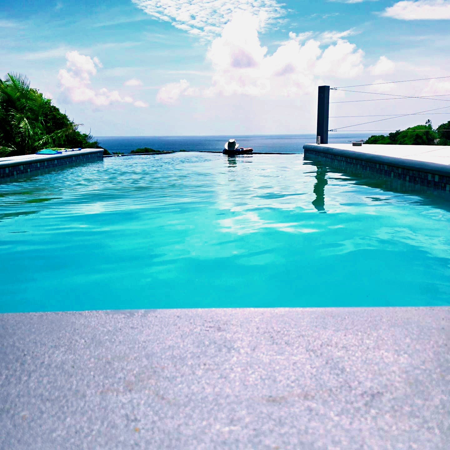 The Big Bamboo: Private Indoor Pool, AC, Sea View