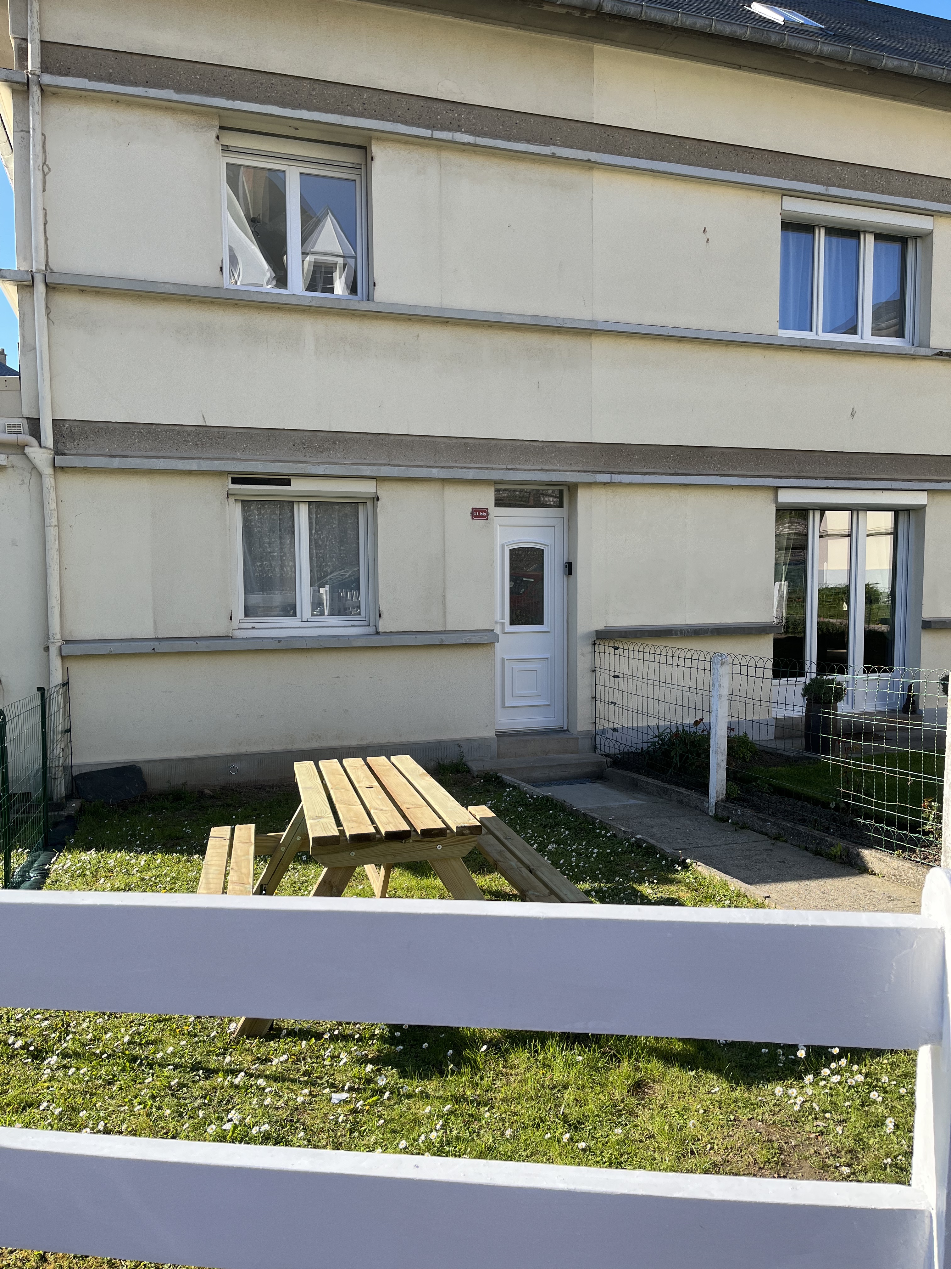 Furnished apartment rental downtown