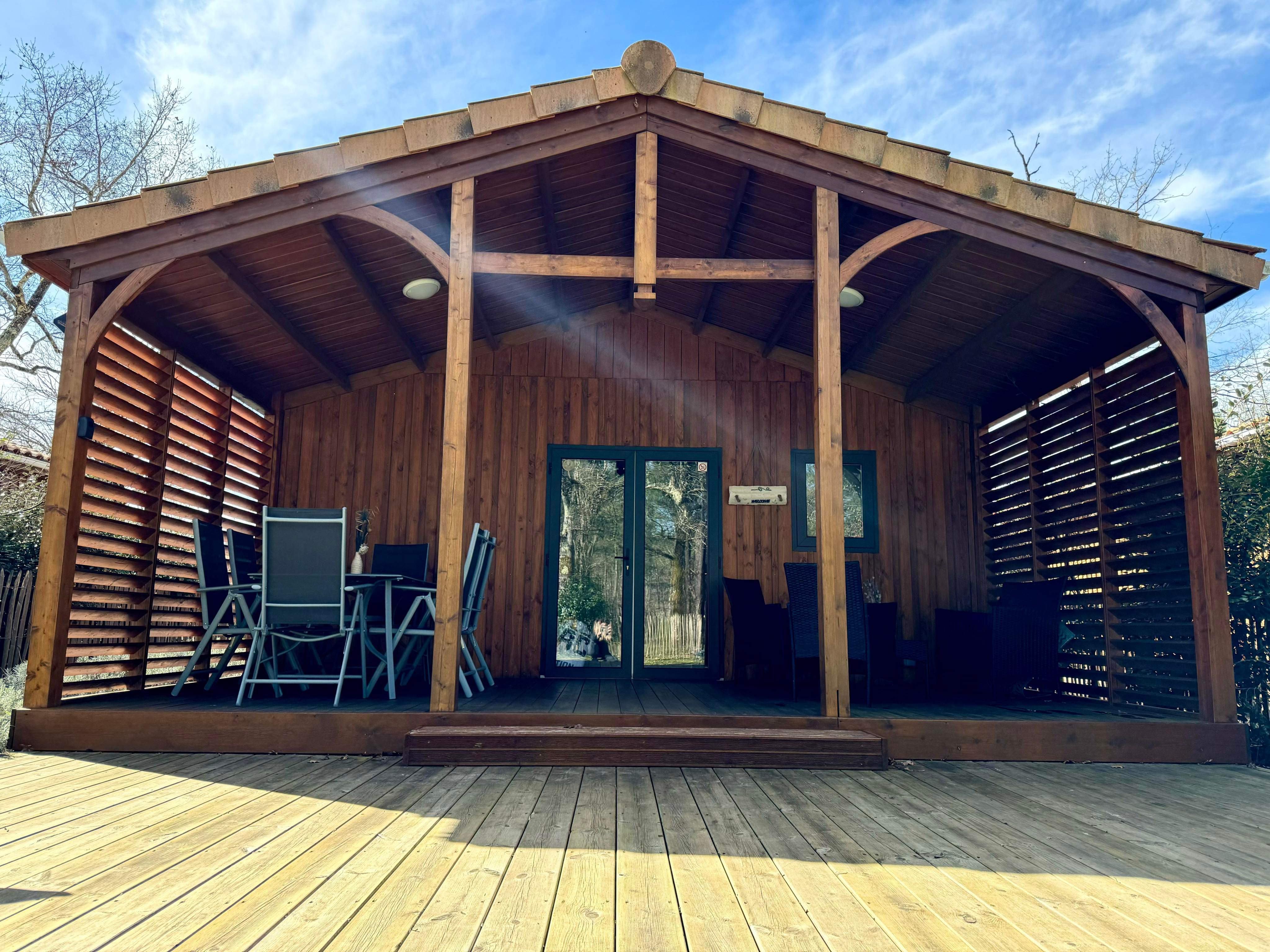 Chalet located on an air-conditioned 4* estate