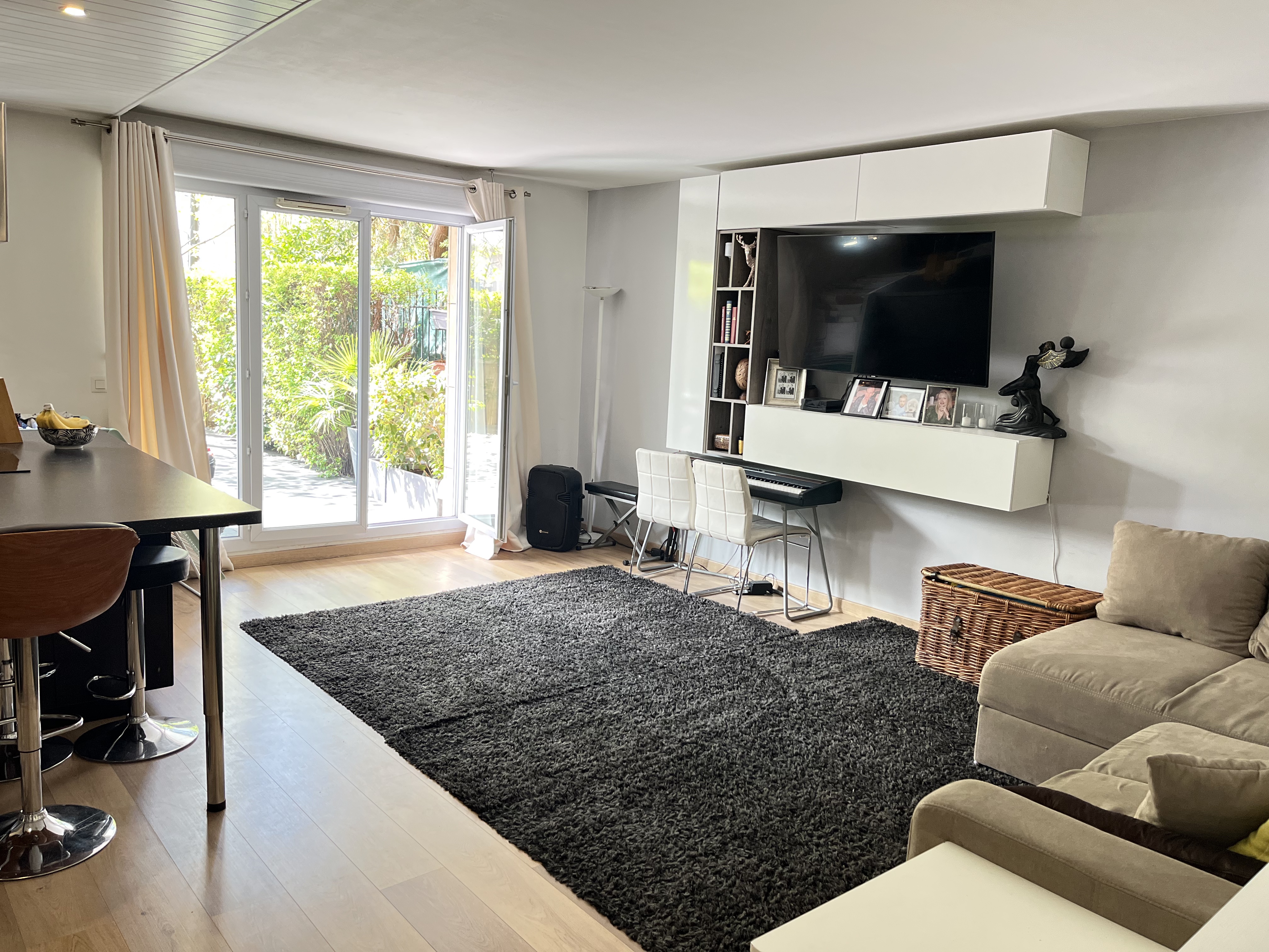 Leandre -  Paris 20 min away, La Défense 15 min away