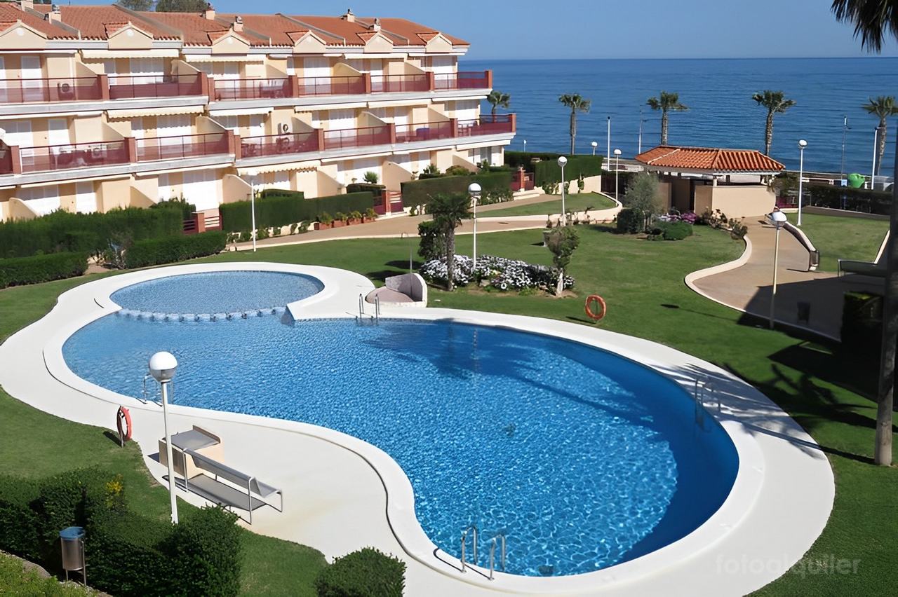 Bonito under ocean view. 2 bedrooms — 5 beds