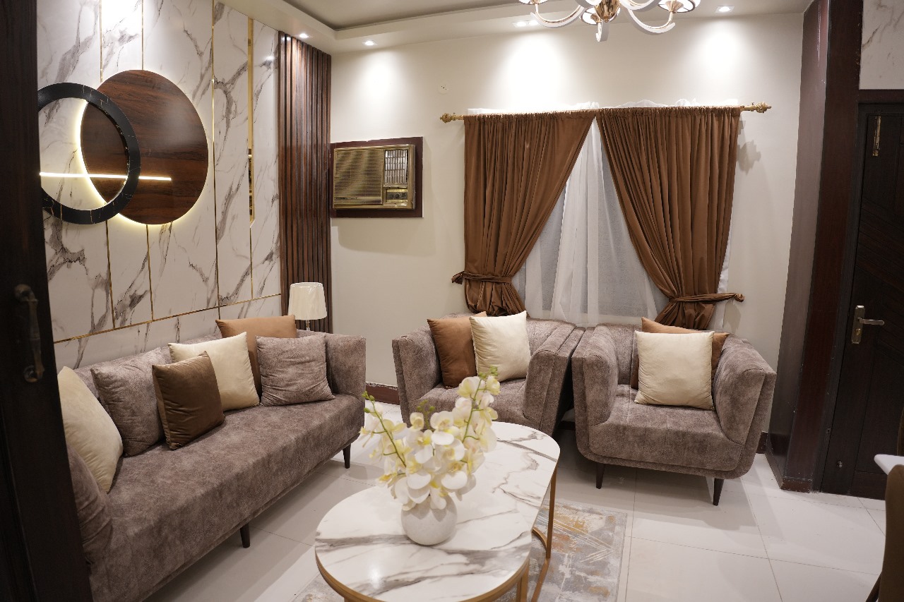 Stunning 2 bed apt., best decor