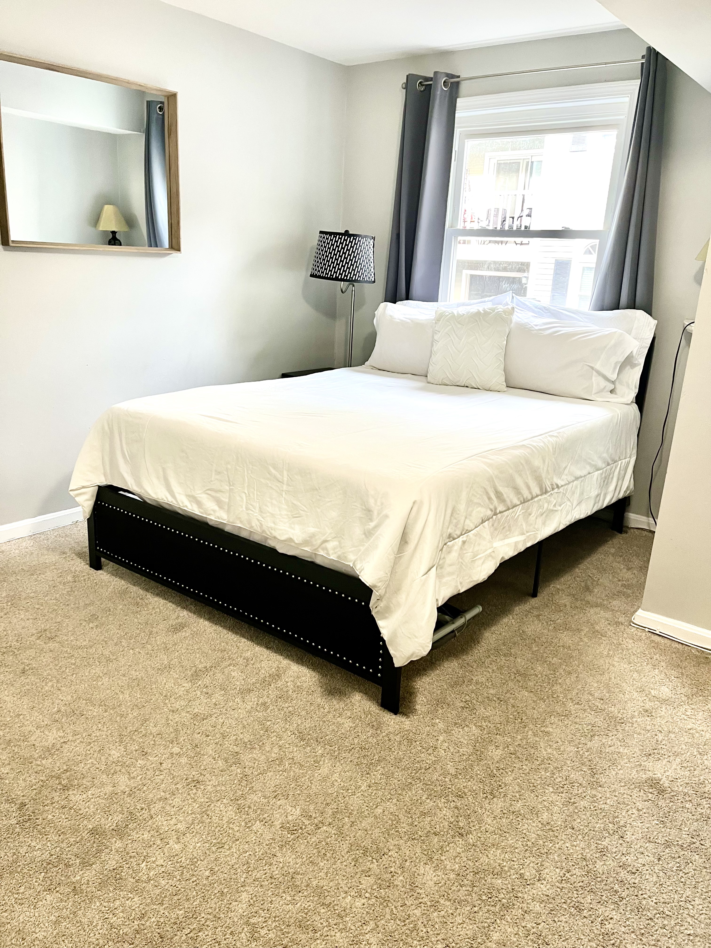 Cozy suite in the city!