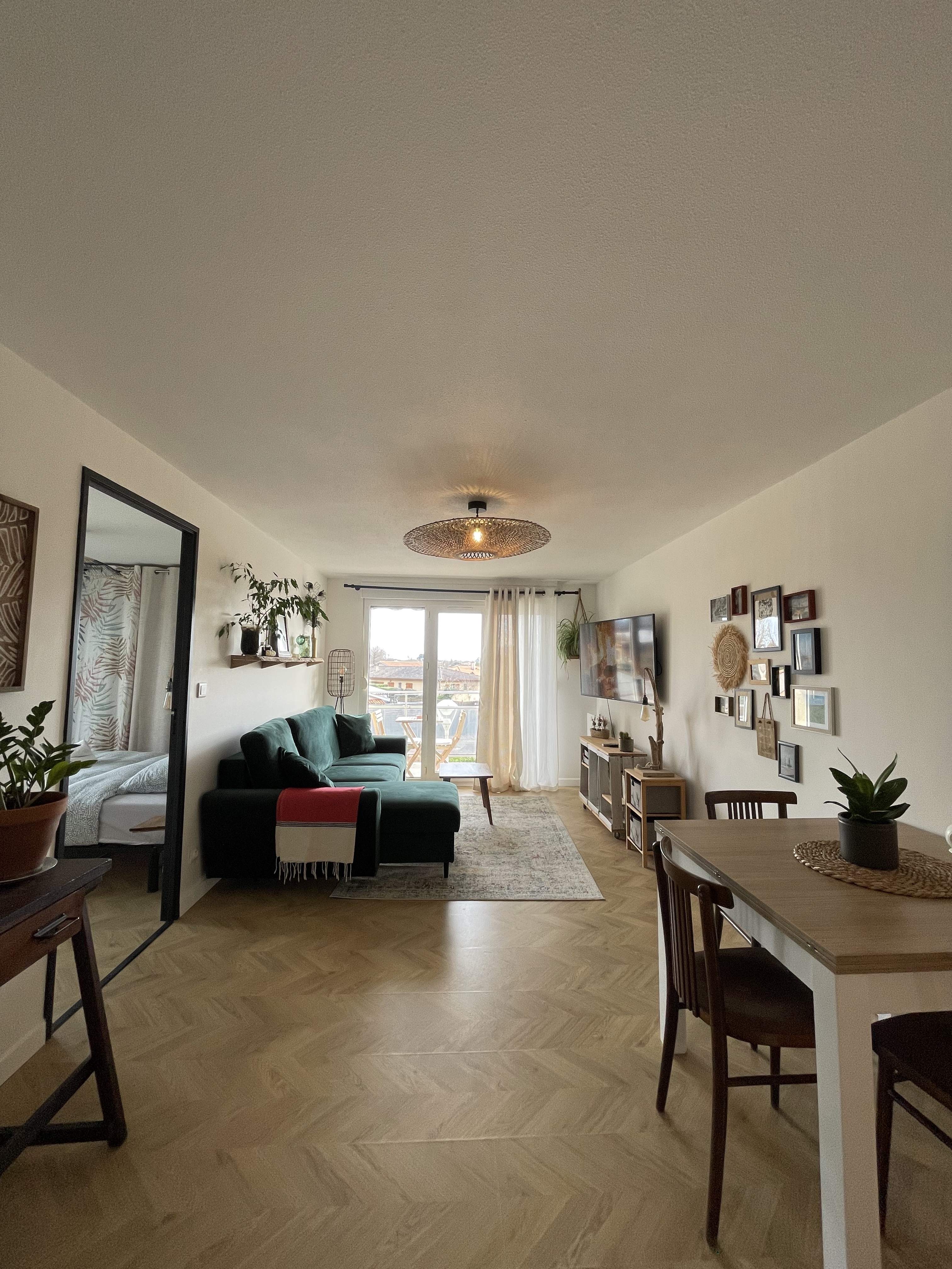 Charming T2, parking spots near Bordeaux