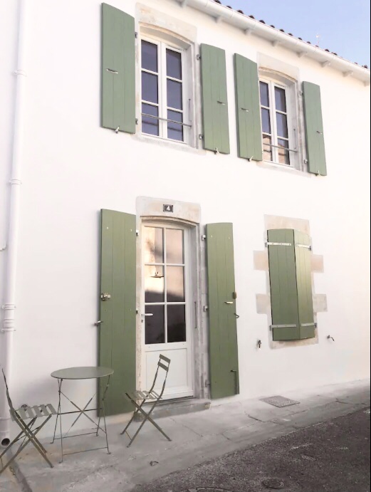 Les 4 Beautiful typical Ile de Ré house 4-5 pers.