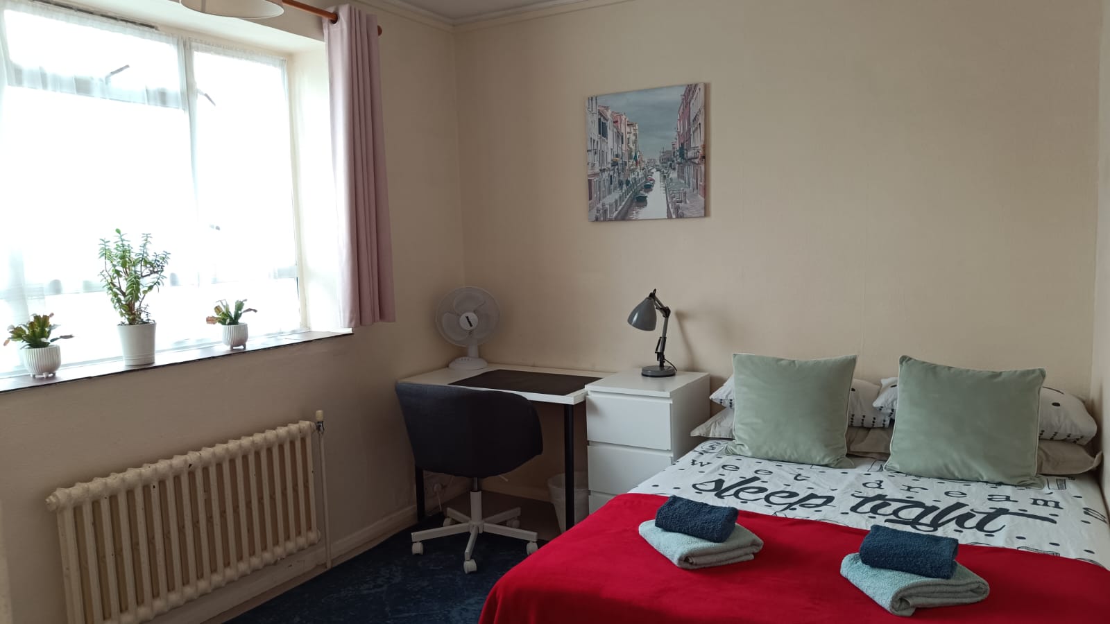 Nice room in the heart of London