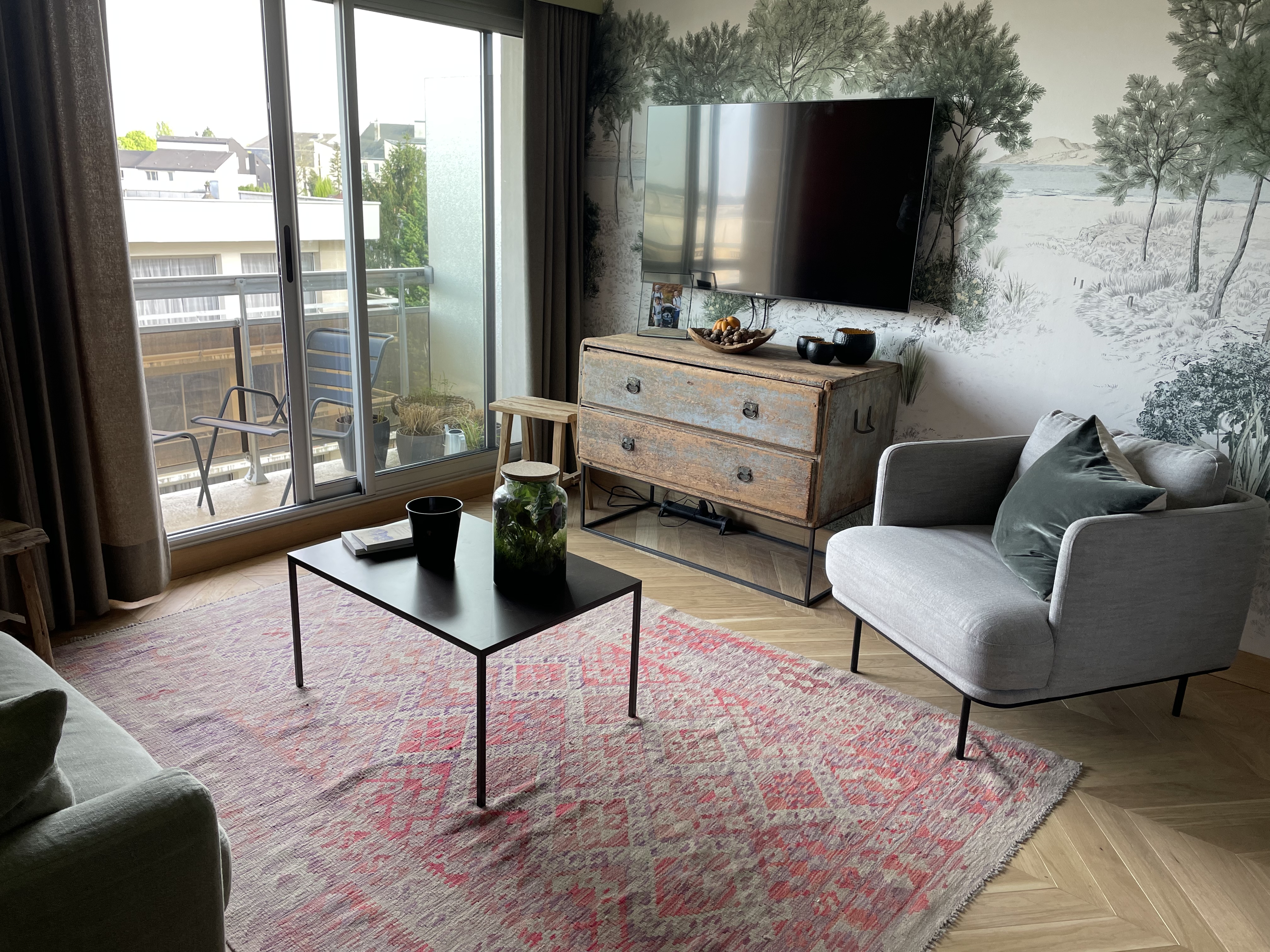 Entire home between city, forest & equestrian park