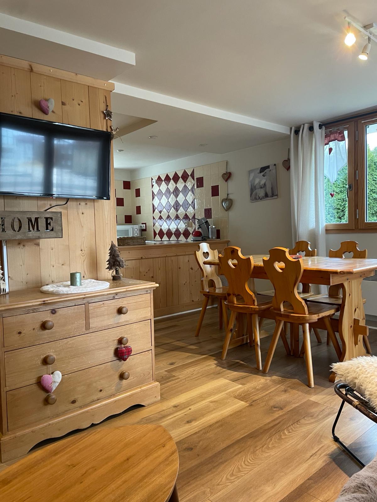 68m2 apartment 500m from the village