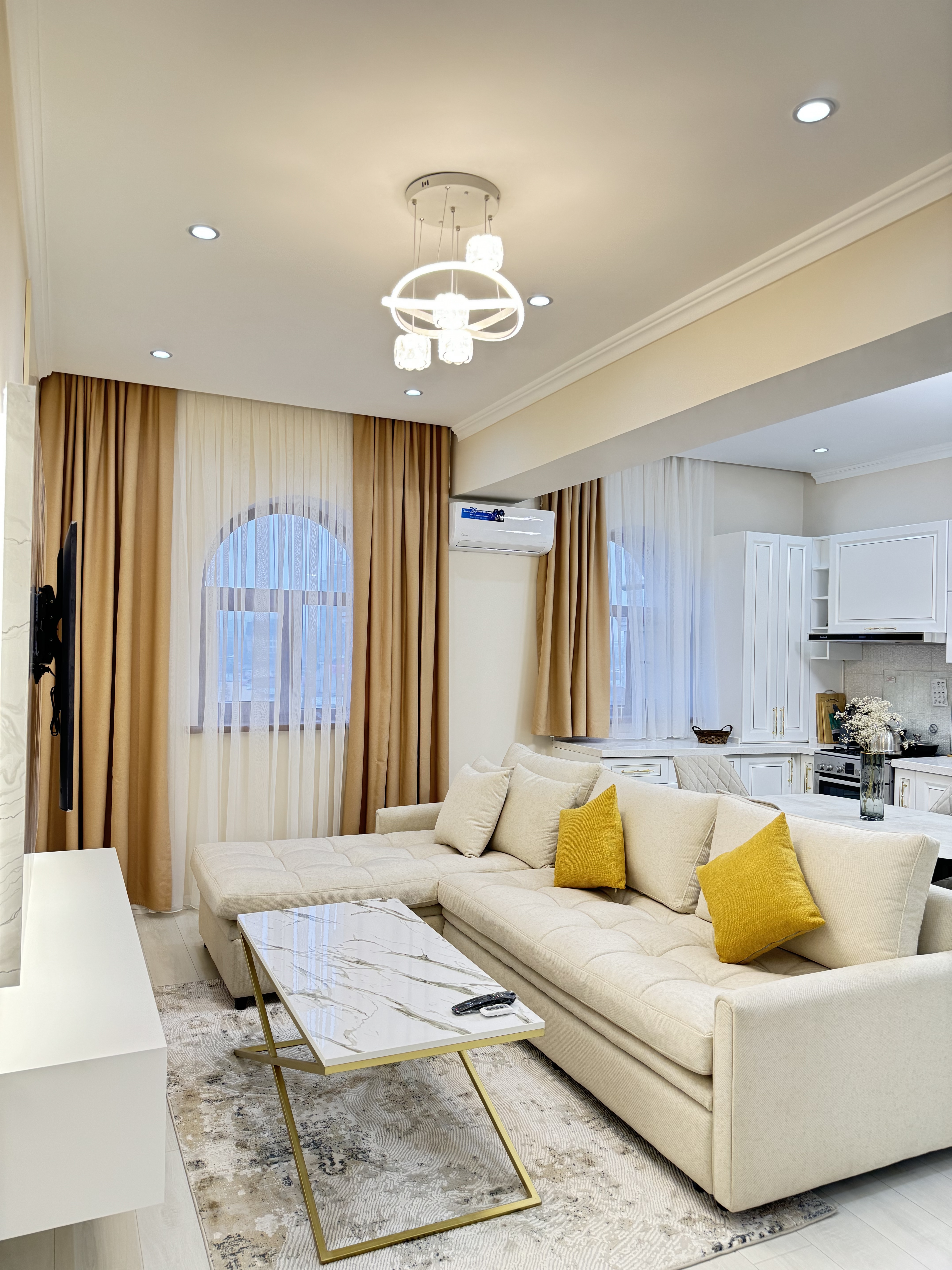 2 bedroom apt in Nukus str