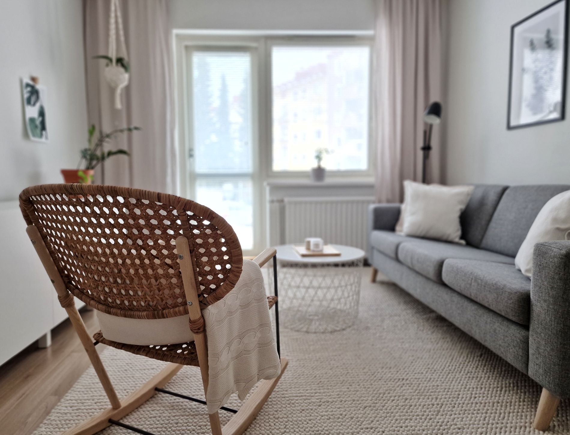 Tidy one-bedroom apartment, great location