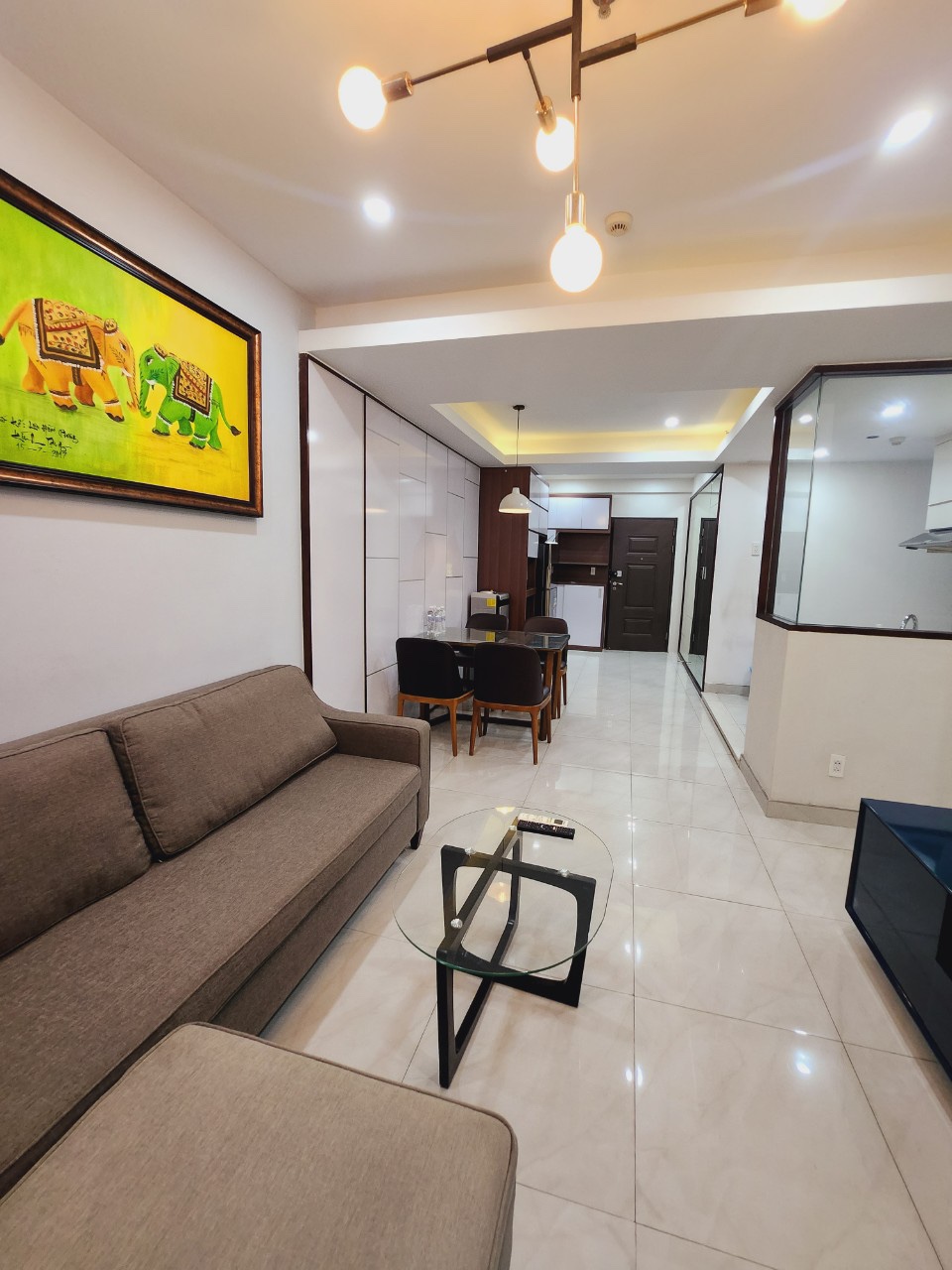 Scenic Valley 2br big bedrooms